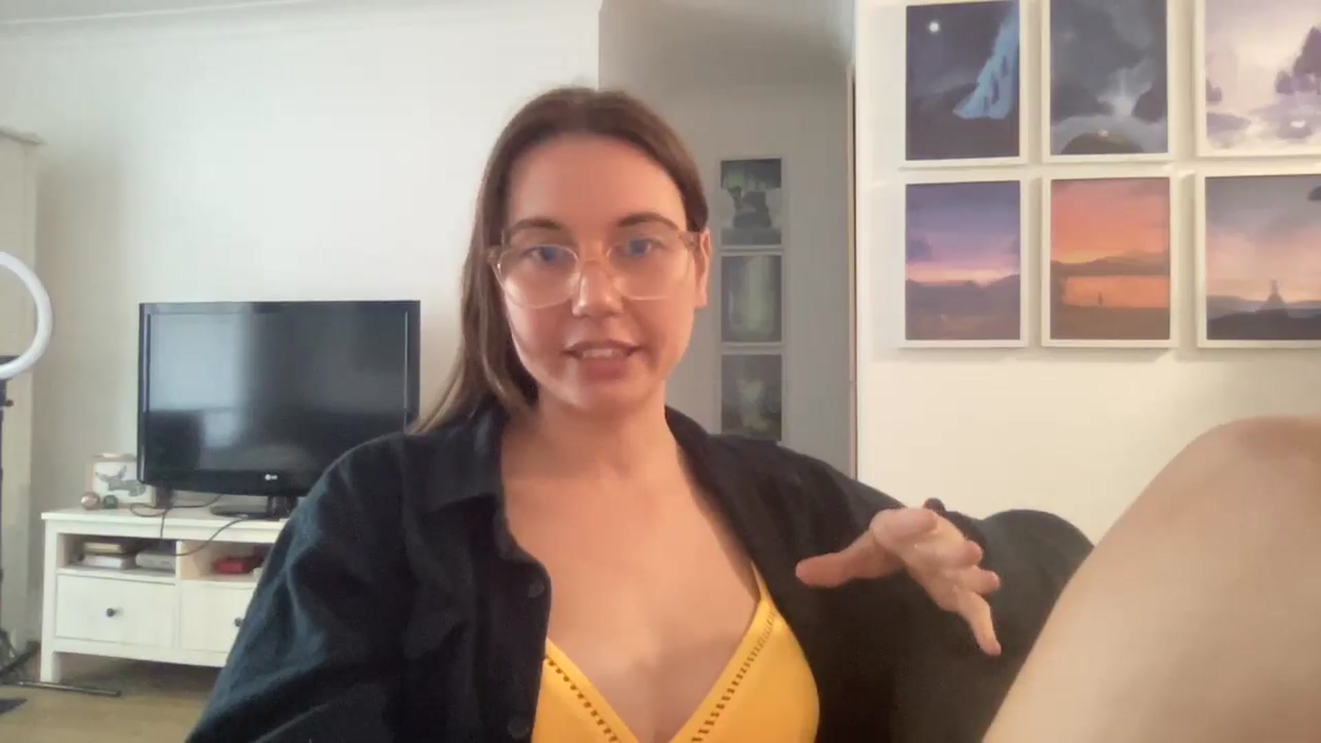 Gallery image thumbnail from Rileyy_Quinn's myfreecams stream on, 08/06/2025, 05:42 image 16 of 20