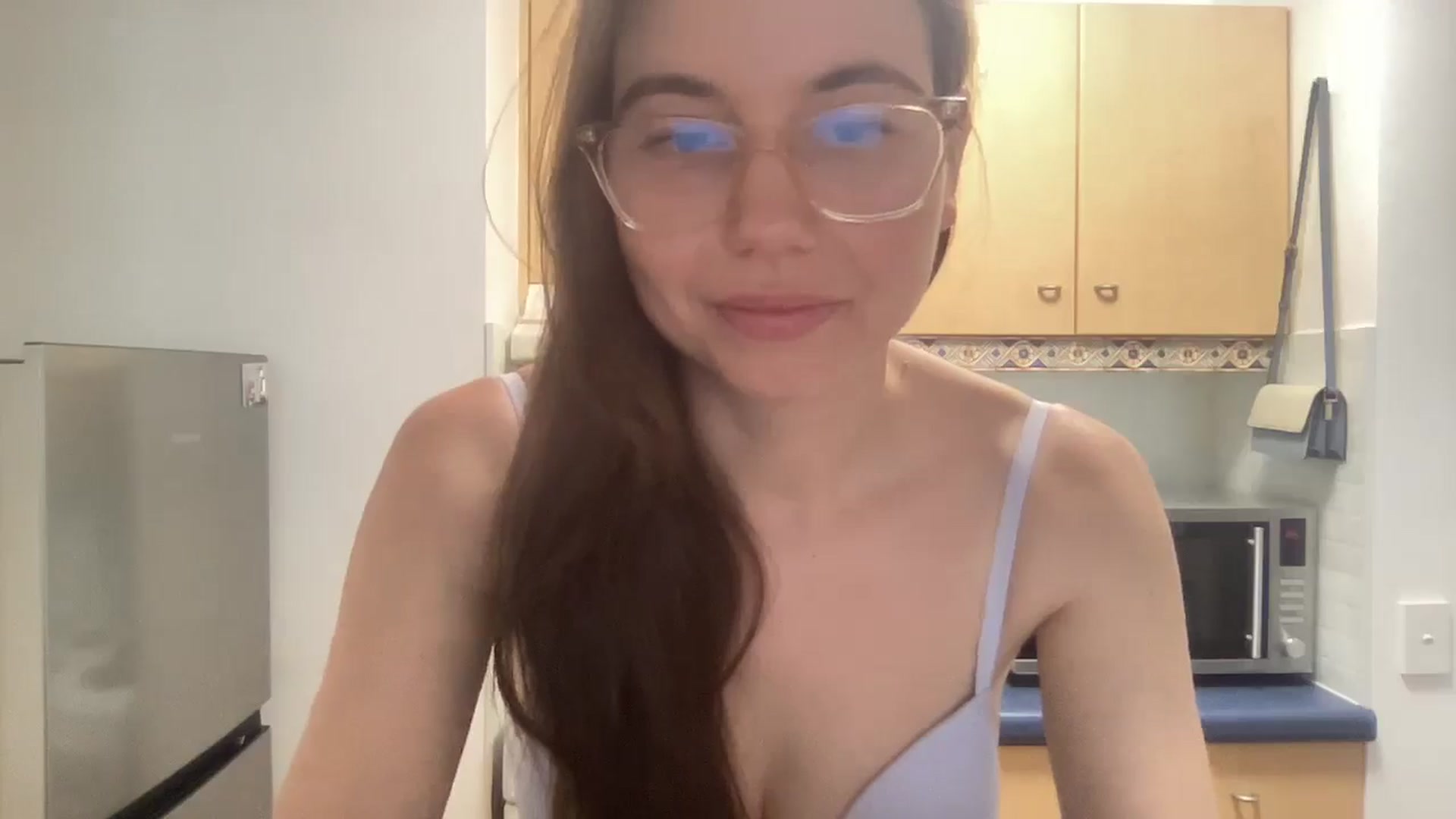 Gallery image thumbnail from Rileyy_Quinn's myfreecams stream on, 08/20/2025, 02:57 image 8 of 20