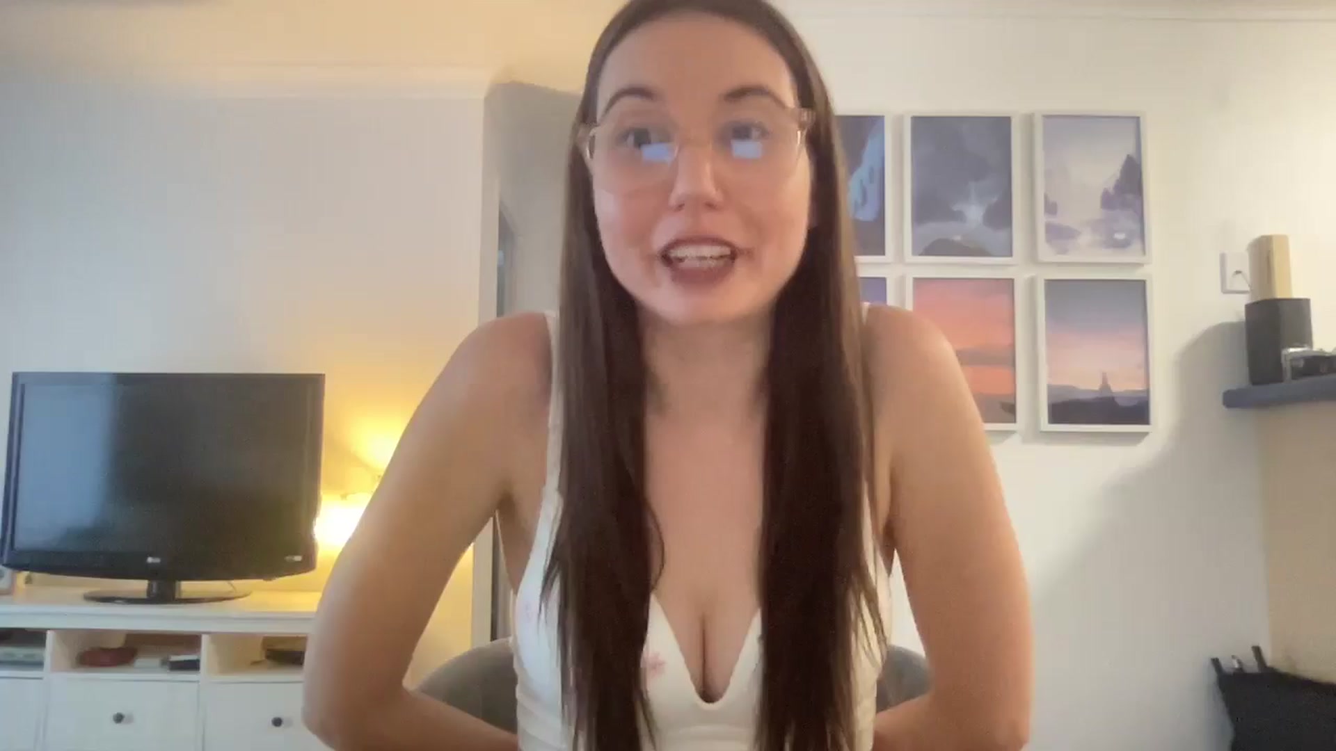 Gallery image thumbnail from Rileyy_Quinn's myfreecams stream on, 08/27/2025, 03:25 image 1 of 20
