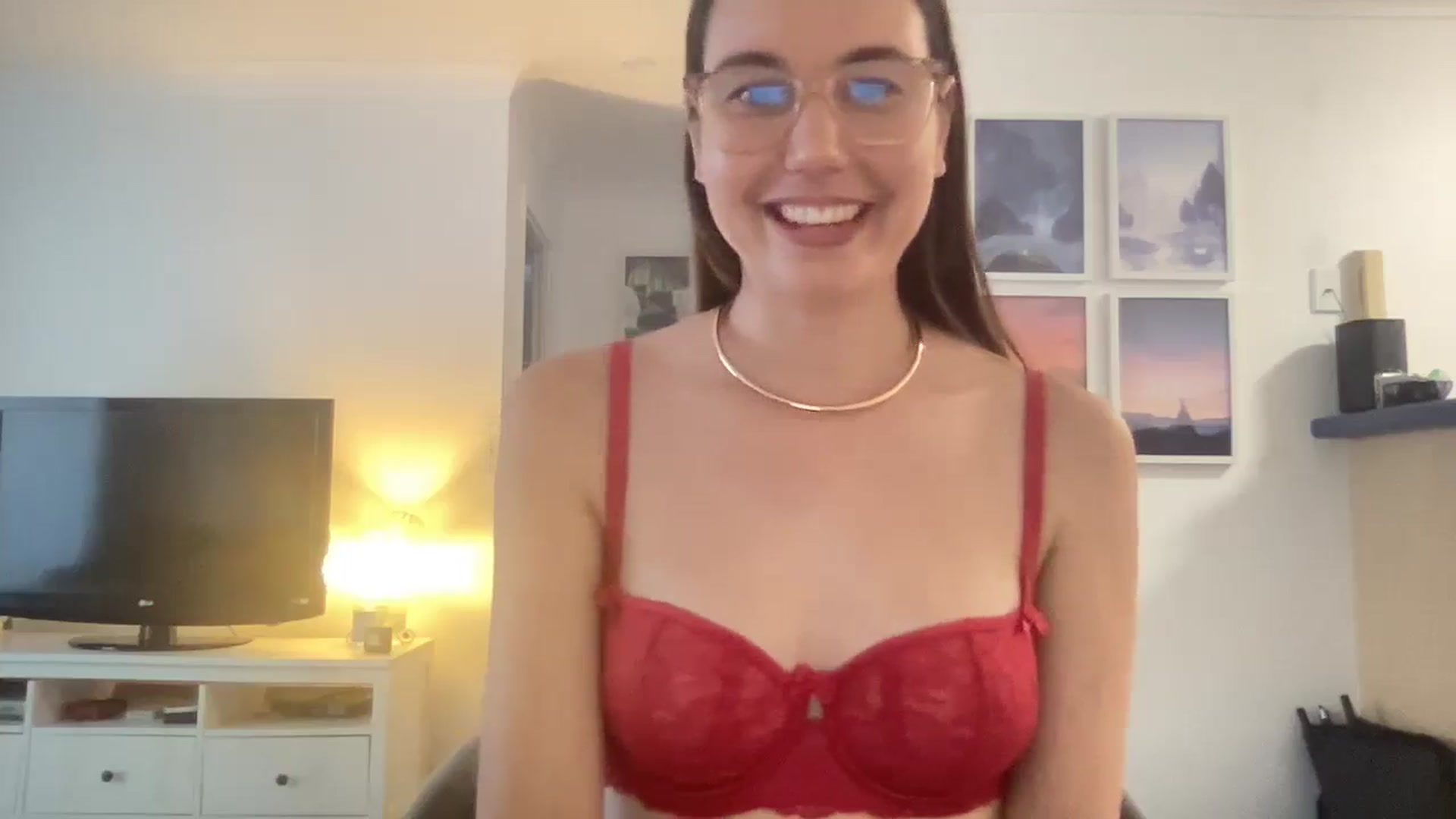 Gallery image thumbnail from Rileyy_Quinn's myfreecams stream on, 08/27/2025, 05:41 image 4 of 20