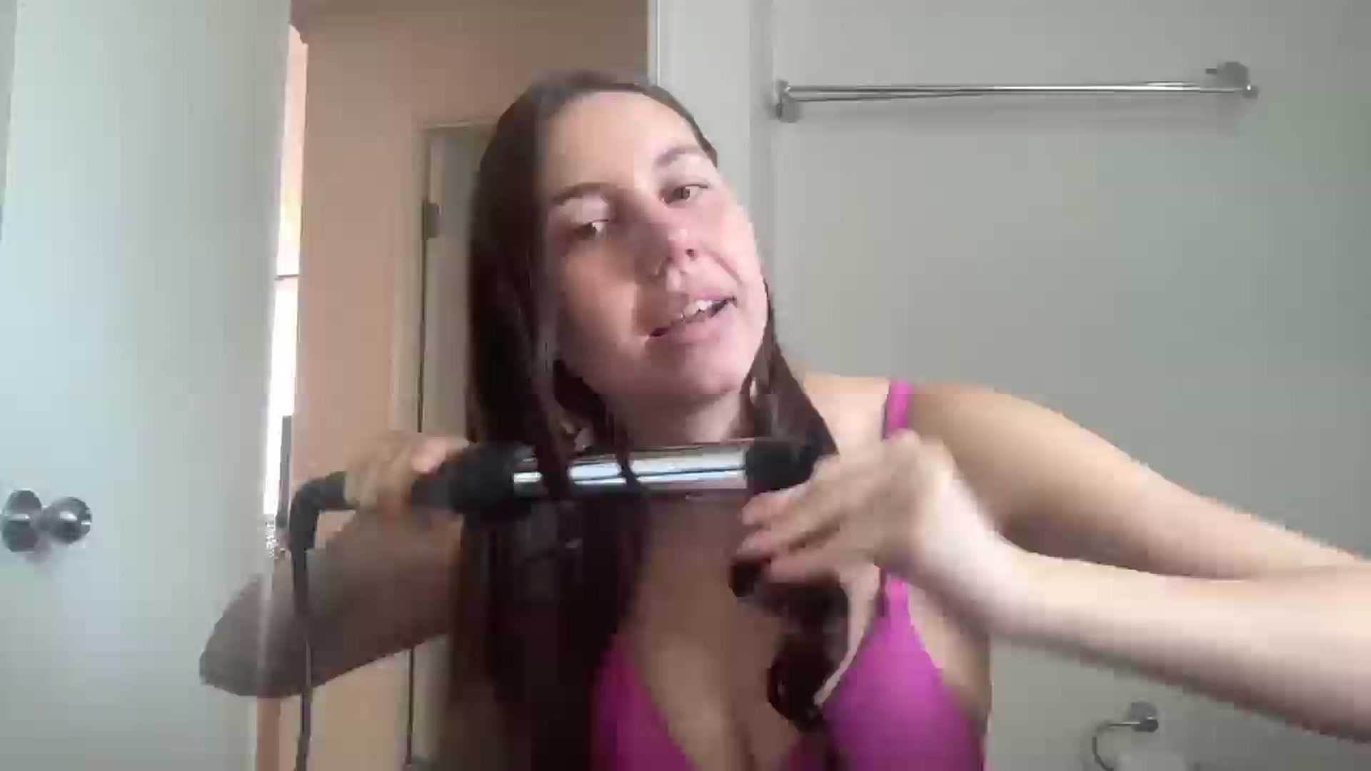 Gallery image thumbnail from Rileyy_Quinn's myfreecams stream on, 09/03/2025, 24:00 image 11 of 20