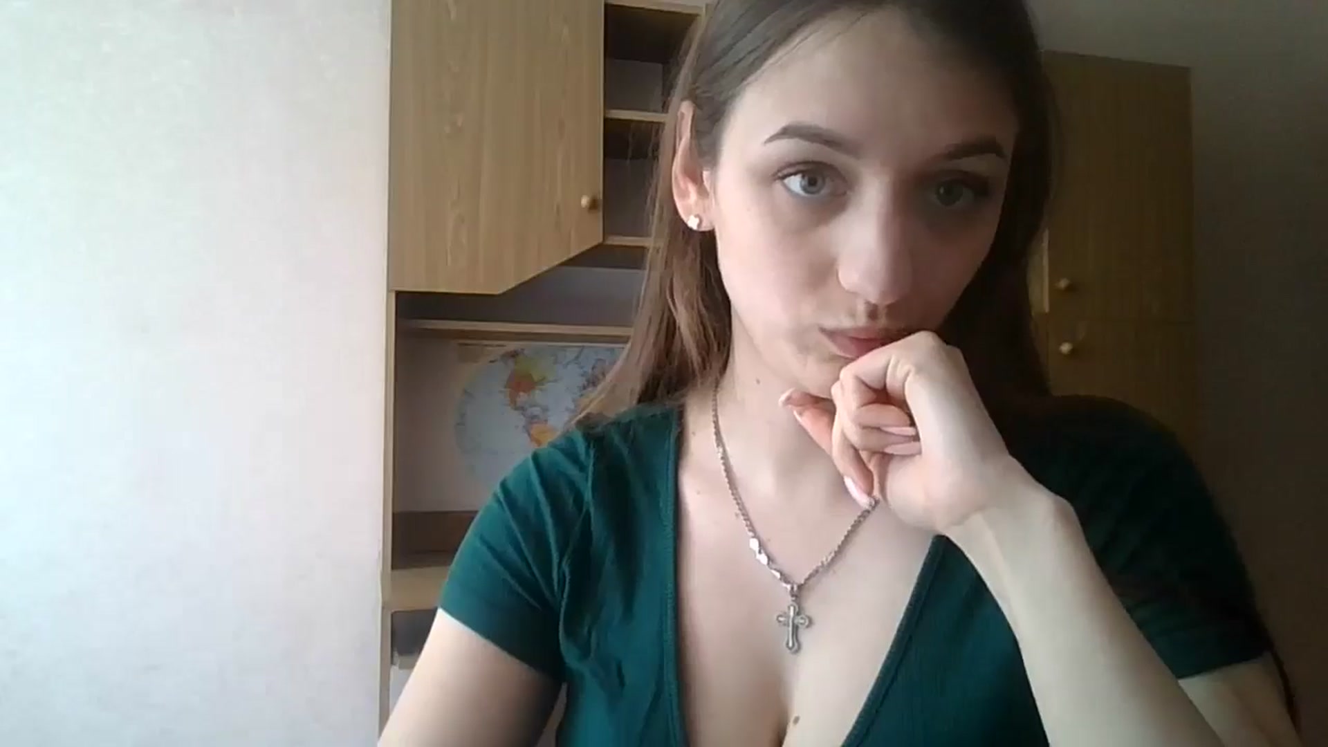 Gallery image thumbnail from RinaCooper's myfreecams stream on, 04/24/2025, 11:37 image 18 of 20