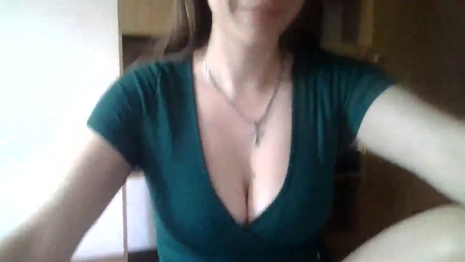 Gallery image thumbnail from RinaCooper's myfreecams stream on, 04/24/2025, 13:21 image 6 of 20