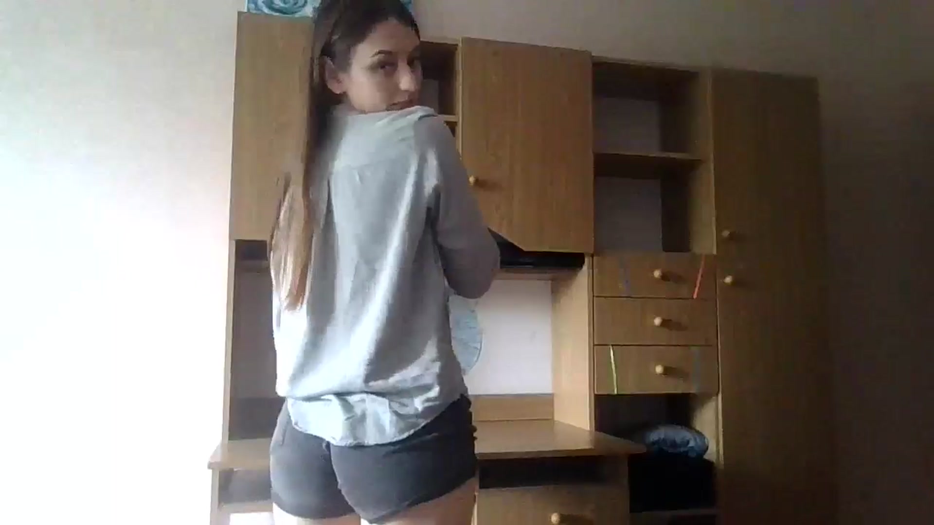 Gallery image thumbnail from RinaCooper's myfreecams stream on, 04/26/2025, 10:58 image 13 of 20