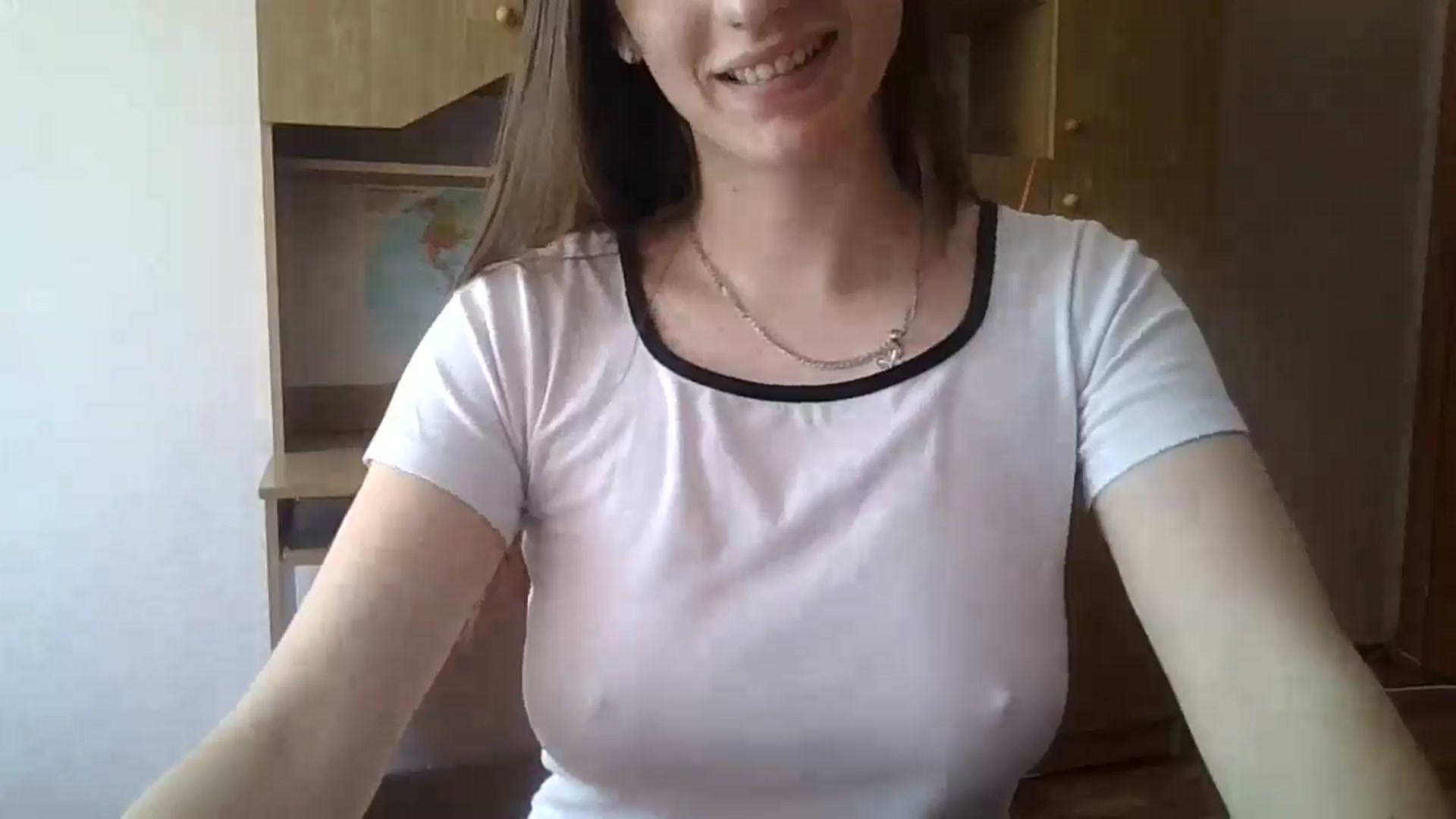 Gallery image thumbnail from RinaCooper's myfreecams stream on, 05/02/2025, 10:45 image 17 of 20