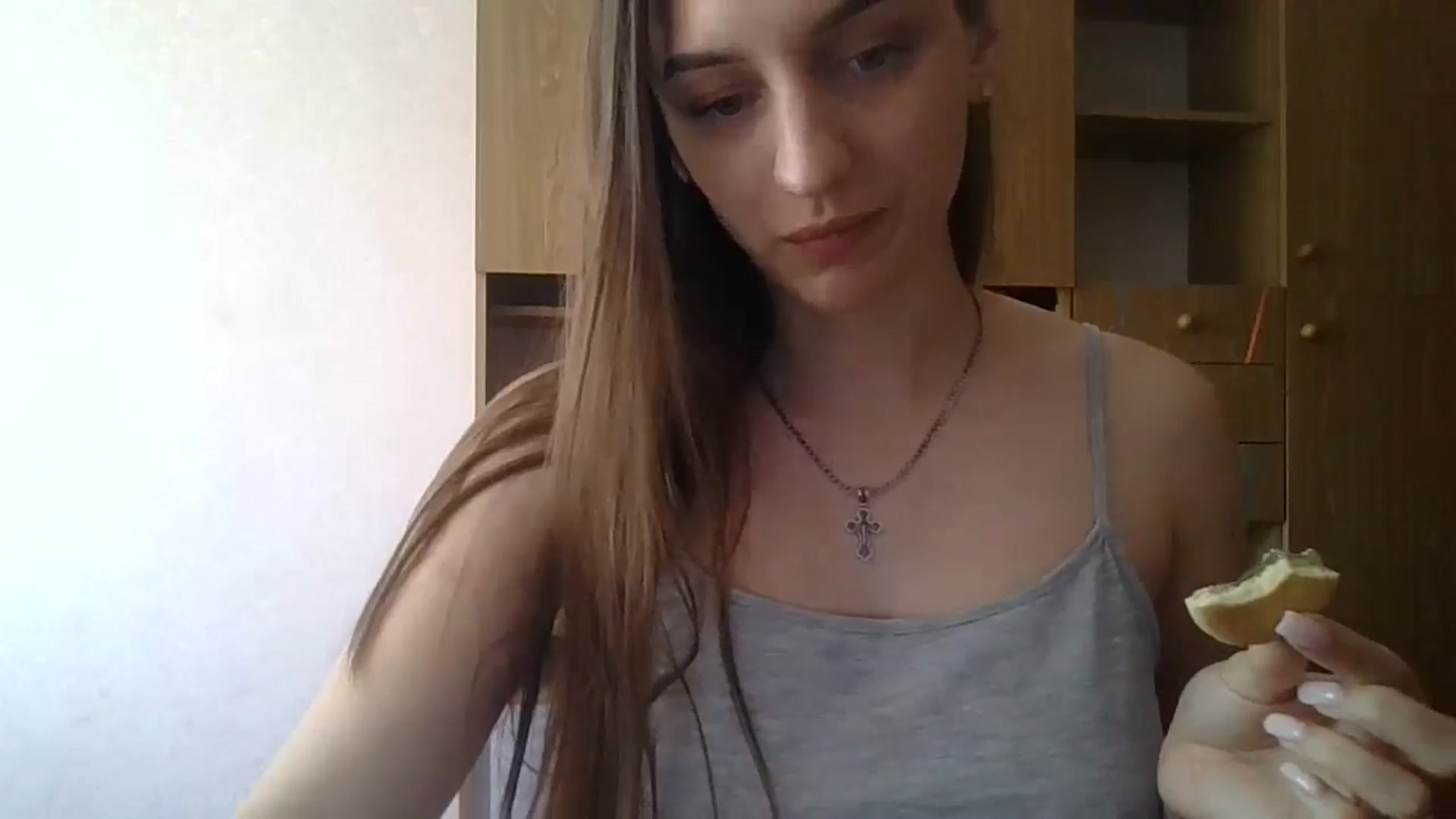 Gallery image thumbnail from RinaCooper's myfreecams stream on, 05/02/2025, 12:04 image 6 of 20