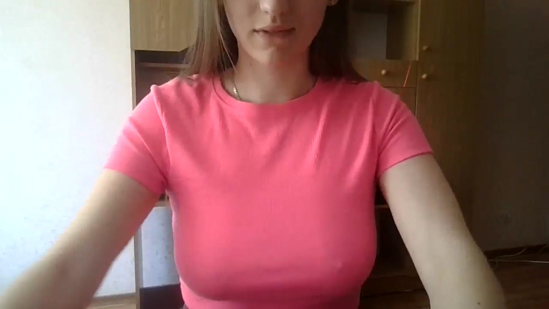 Gallery image thumbnail from RinaCooper's myfreecams stream on, 05/03/2025, 10:03 image 11 of 20