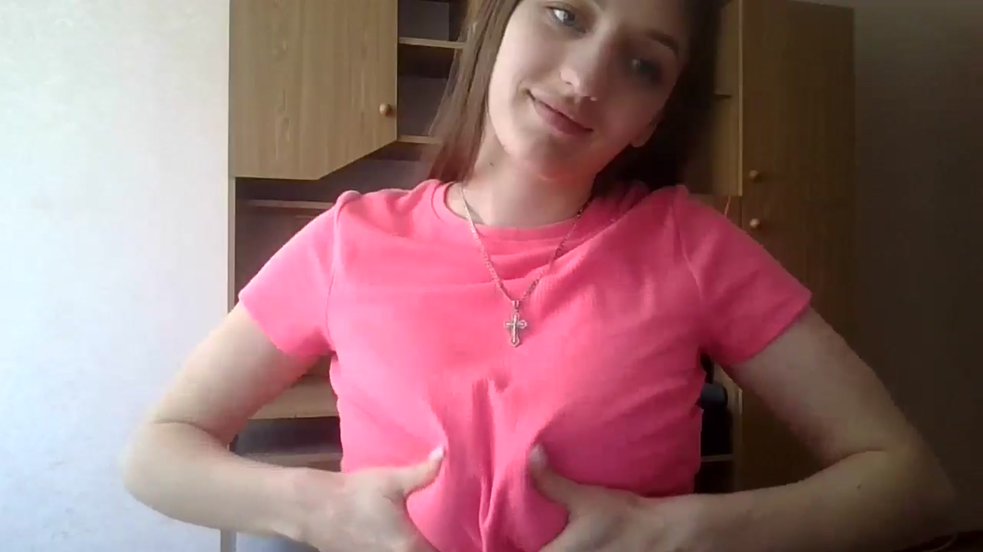 Gallery image thumbnail from RinaCooper's myfreecams stream on, 05/03/2025, 12:19 image 13 of 20