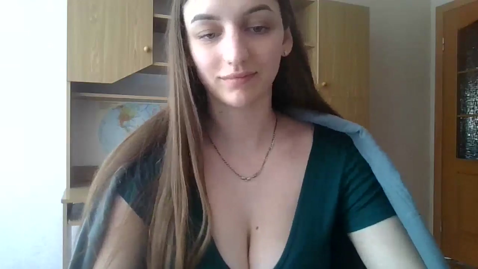 Gallery image thumbnail from RinaCooper's myfreecams stream on, 05/04/2025, 11:23 image 8 of 20