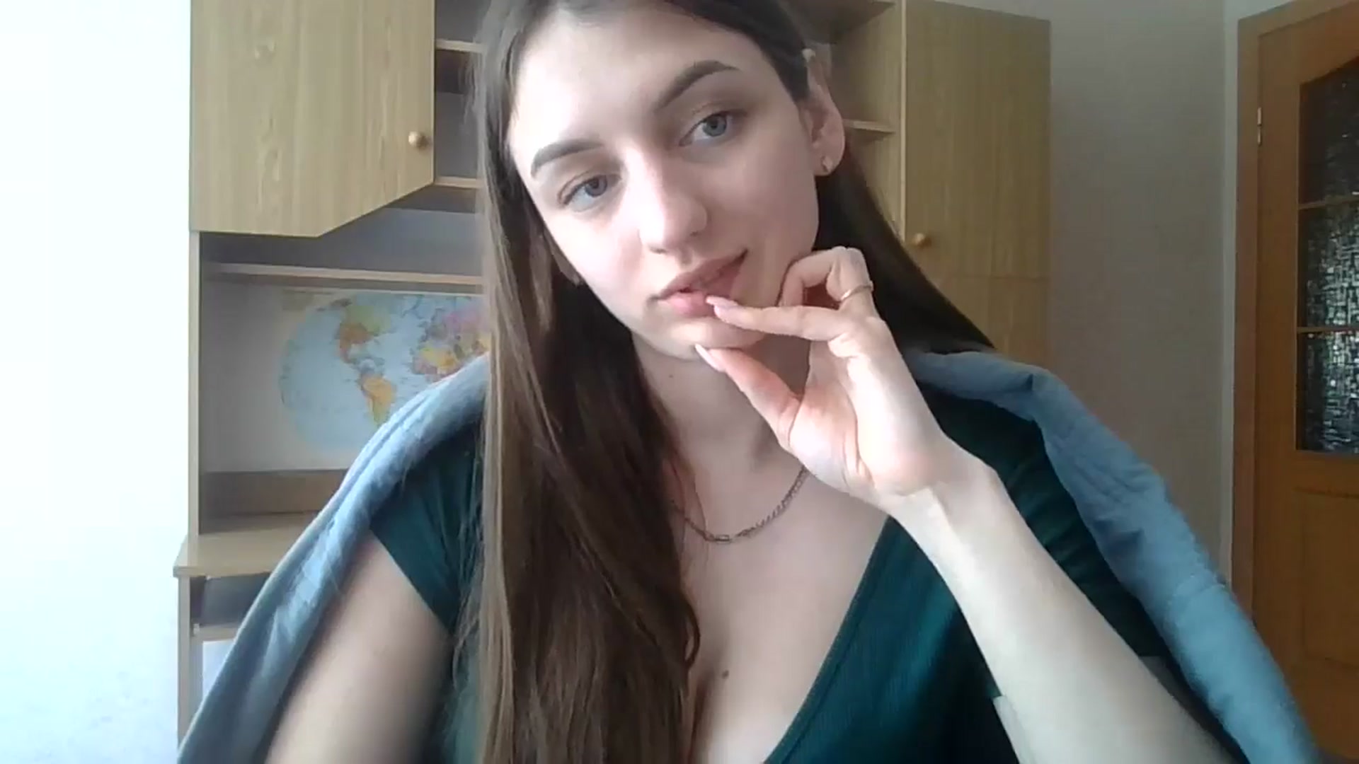 Gallery image thumbnail from RinaCooper's myfreecams stream on, 05/04/2025, 11:23 image 6 of 20