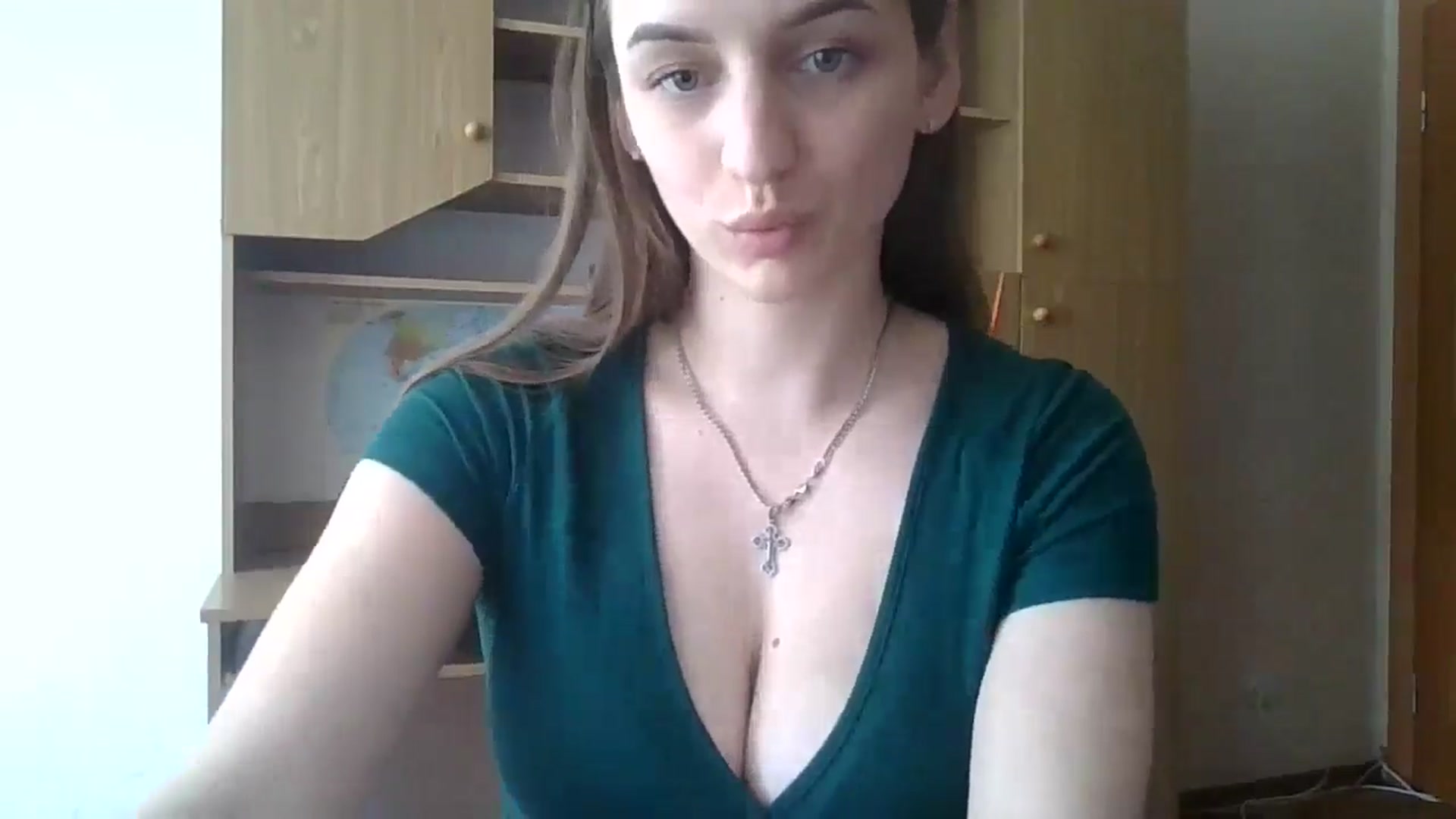 Gallery image thumbnail from RinaCooper's myfreecams stream on, 05/04/2025, 12:49 image 11 of 20