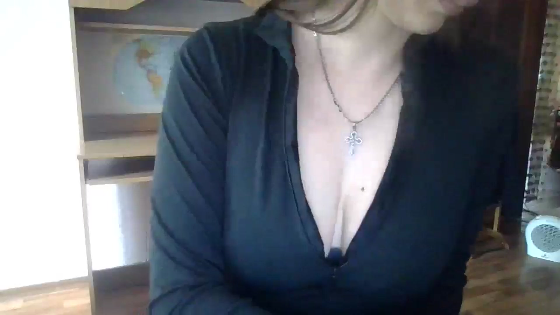Gallery image thumbnail from RinaCooper's myfreecams stream on, 05/11/2025, 09:54 image 13 of 20