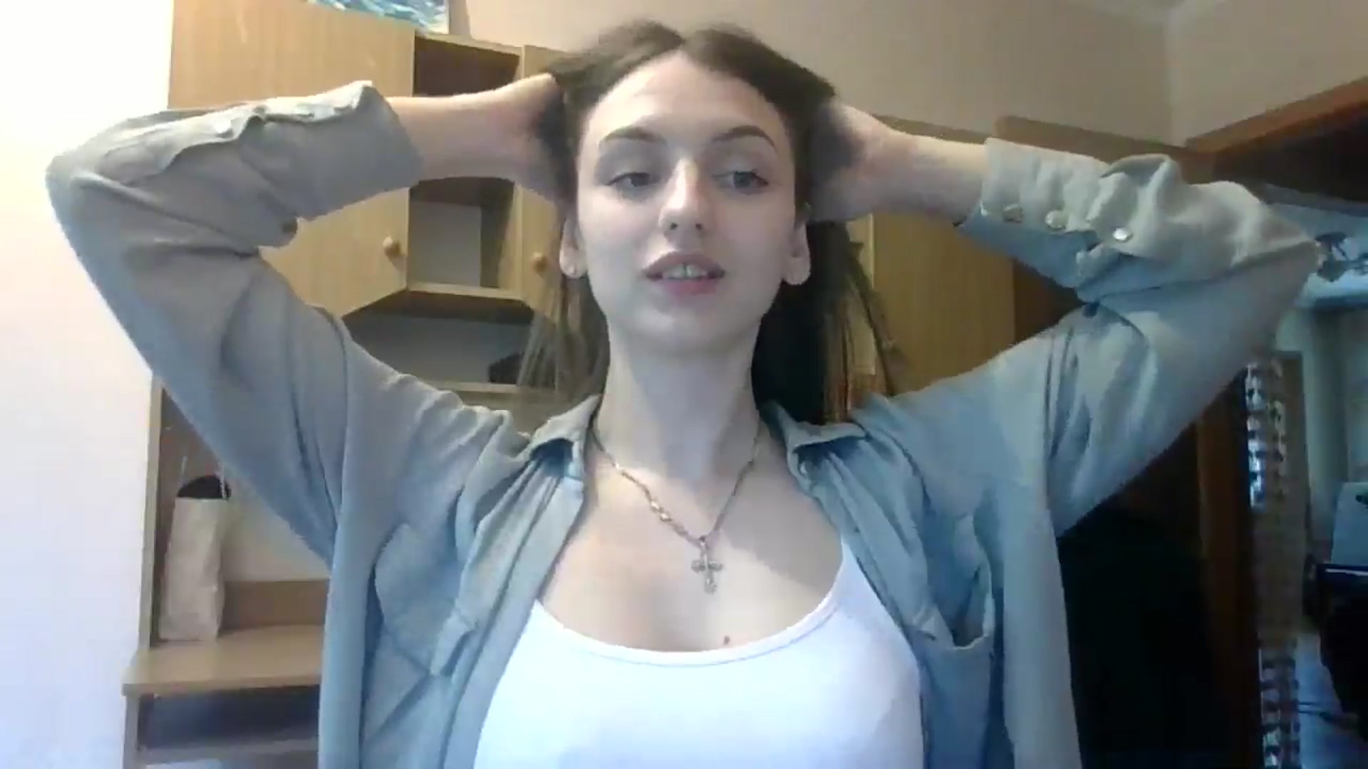 Gallery image thumbnail from RinaCooper's myfreecams stream on, 05/17/2025, 12:46 image 15 of 20
