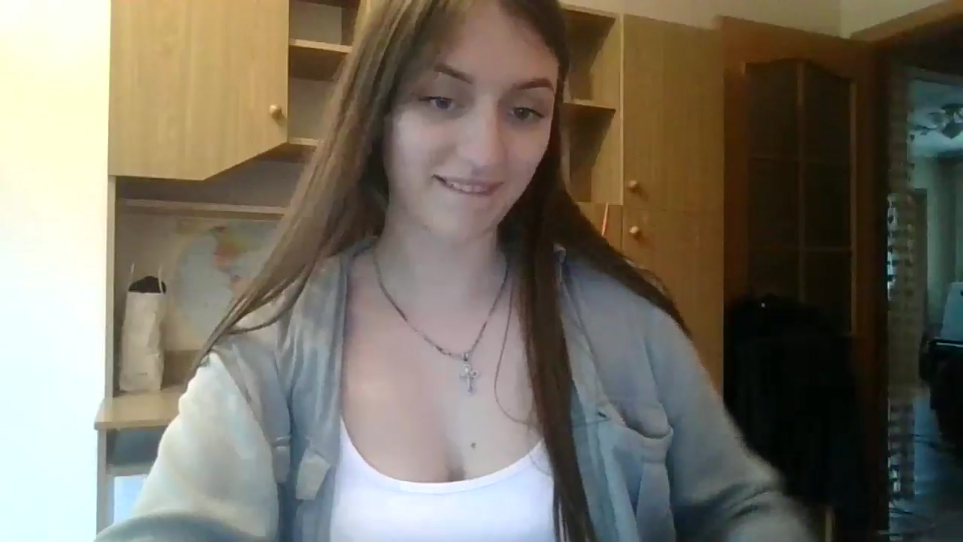 Gallery image thumbnail from RinaCooper's myfreecams stream on, 05/17/2025, 13:13 image 2 of 20