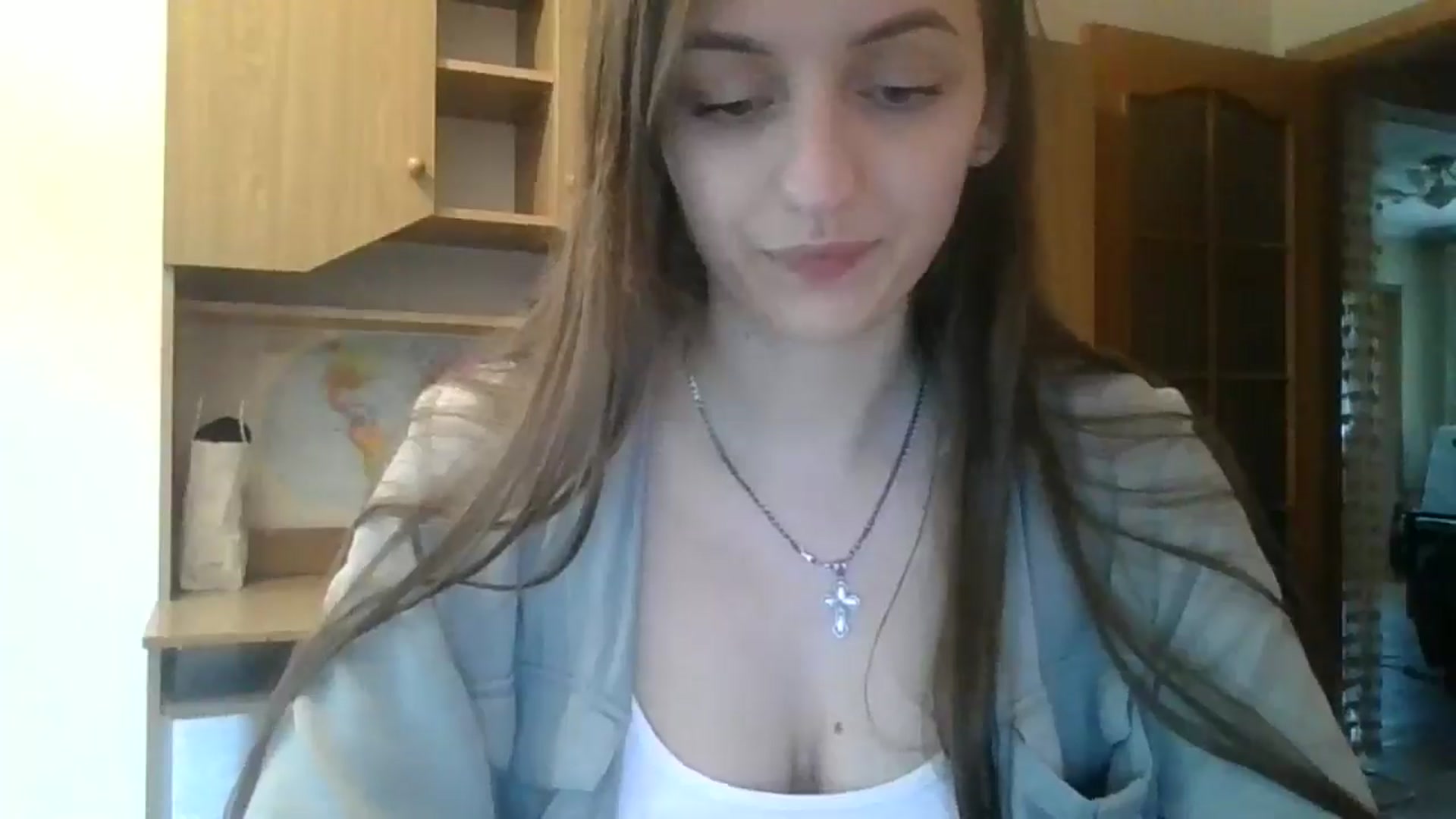 Gallery image thumbnail from RinaCooper's myfreecams stream on, 05/17/2025, 13:13 image 3 of 20