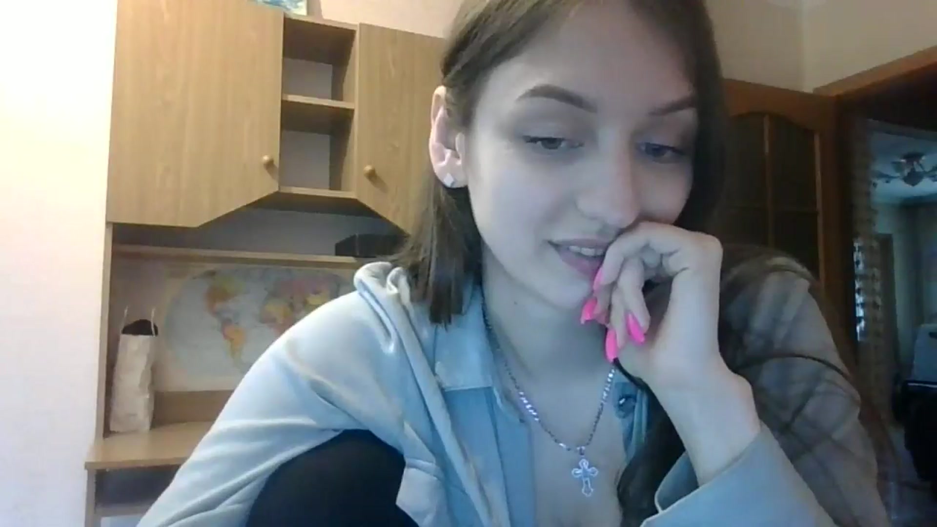 Gallery image thumbnail from RinaCooper's myfreecams stream on, 05/17/2025, 14:18 image 14 of 20