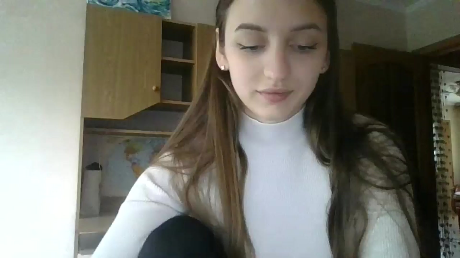 Gallery image thumbnail from RinaCooper's myfreecams stream on, 05/18/2025, 09:01 image 17 of 20