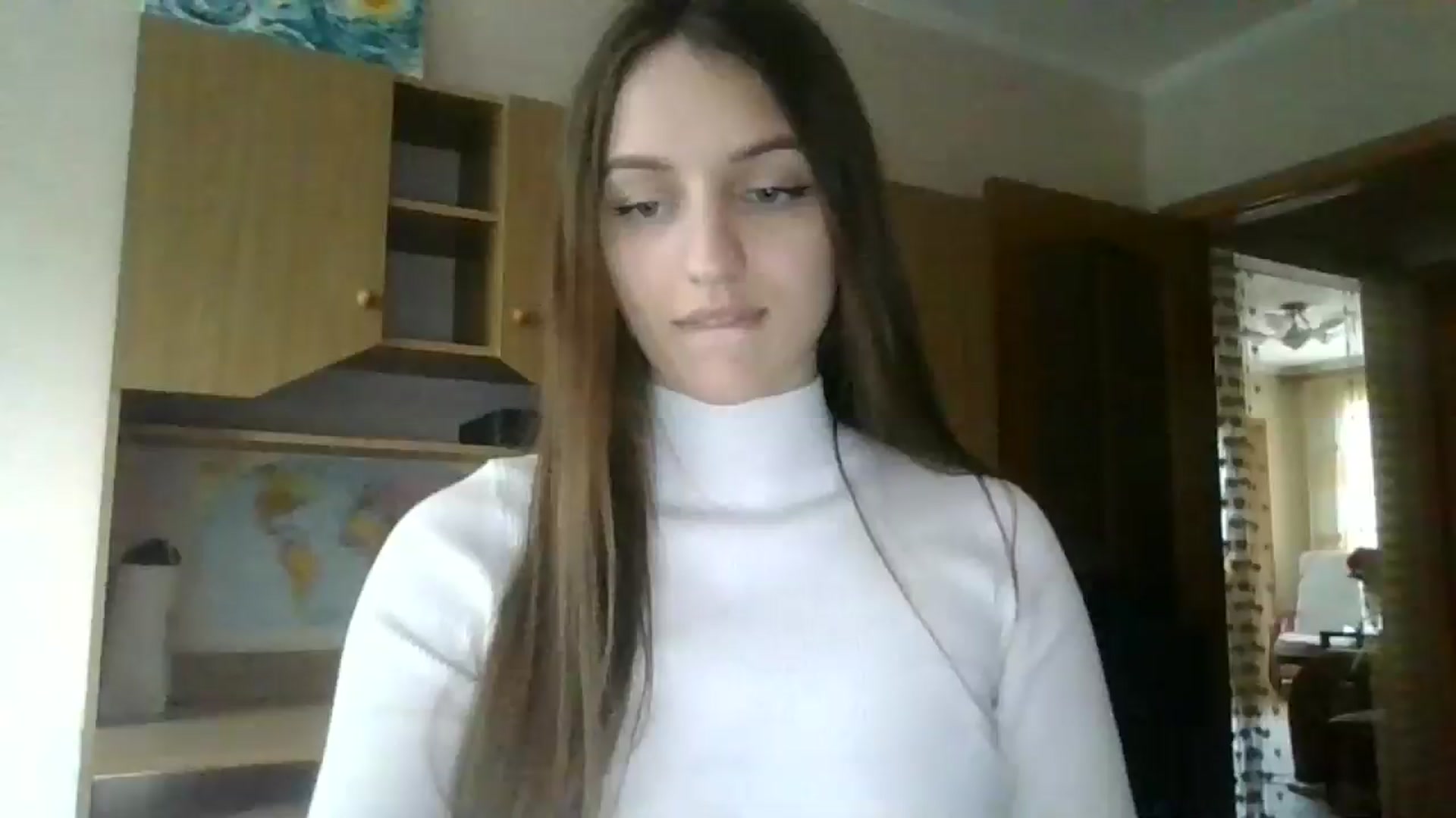 Gallery image thumbnail from RinaCooper's myfreecams stream on, 05/18/2025, 12:05 image 13 of 20