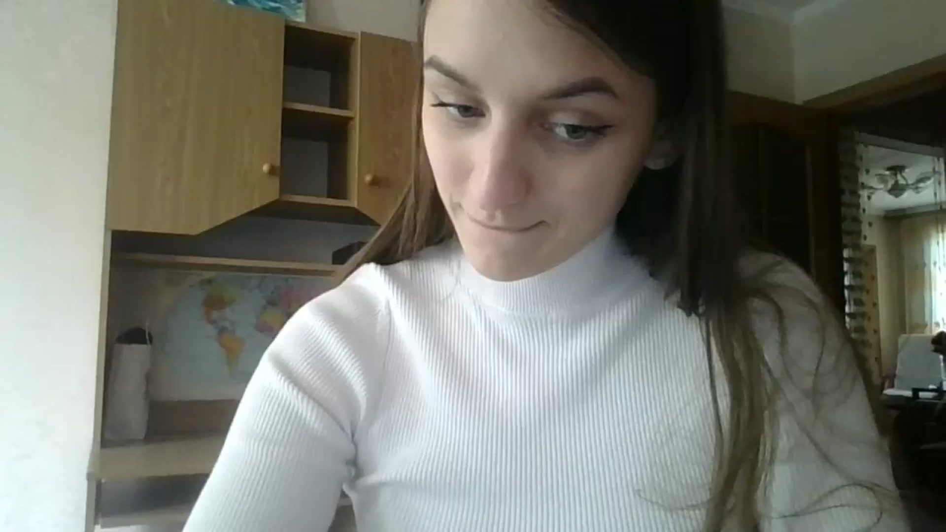 Gallery image thumbnail from RinaCooper's myfreecams stream on, 05/18/2025, 13:32 image 10 of 20