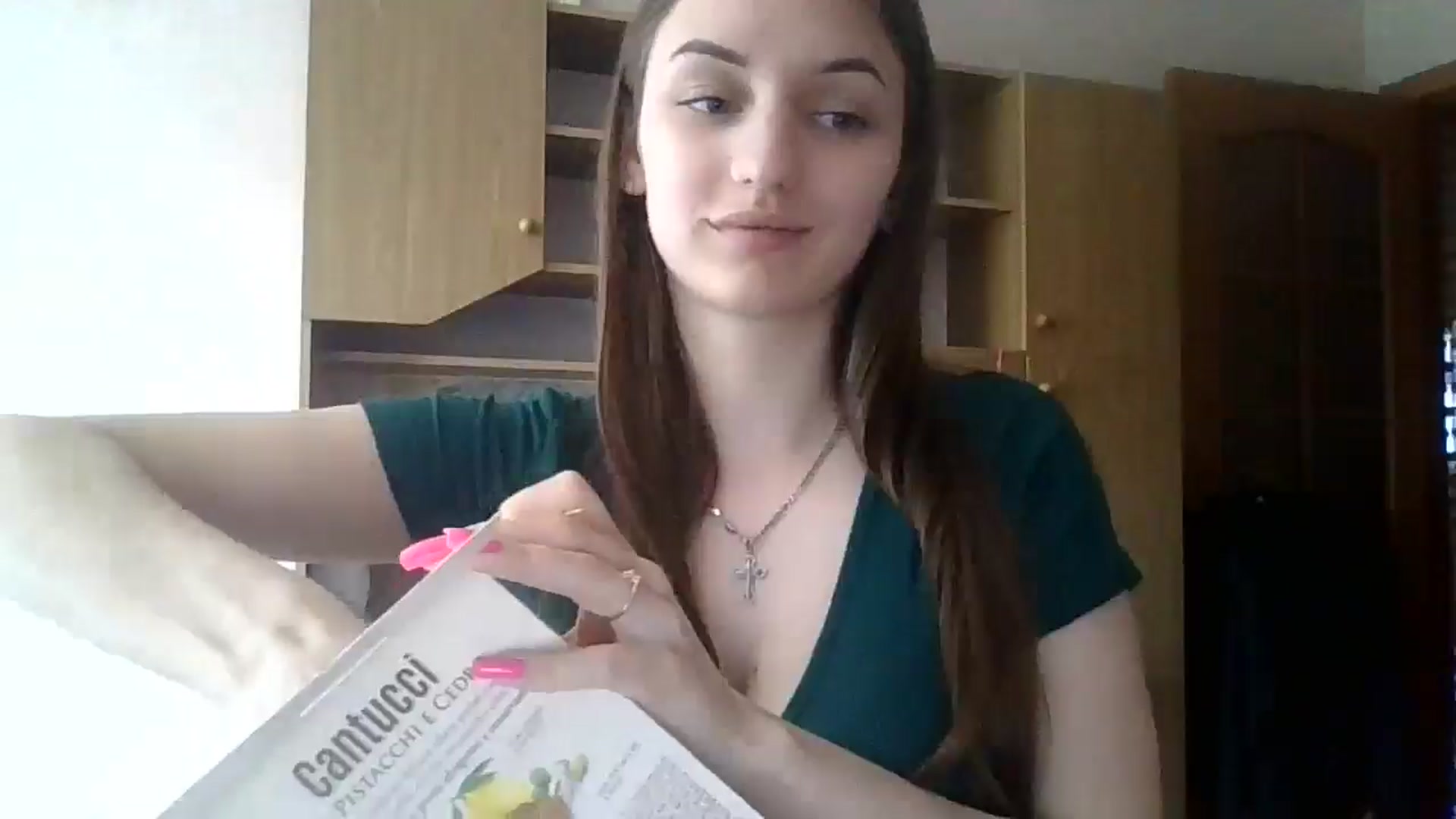 Gallery image thumbnail from RinaCooper's myfreecams stream on, 05/19/2025, 09:14 image 13 of 20