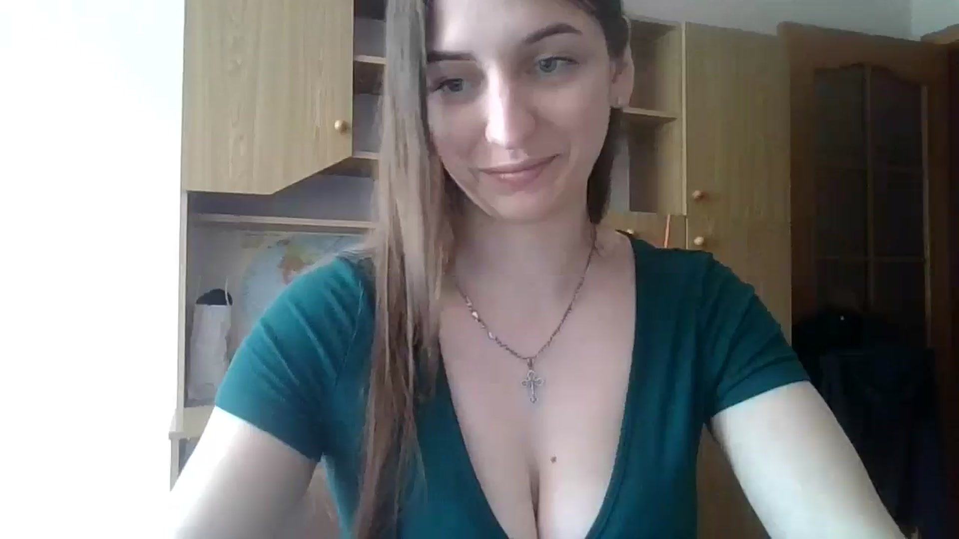 Gallery image thumbnail from RinaCooper's myfreecams stream on, 05/19/2025, 10:57 image 18 of 20