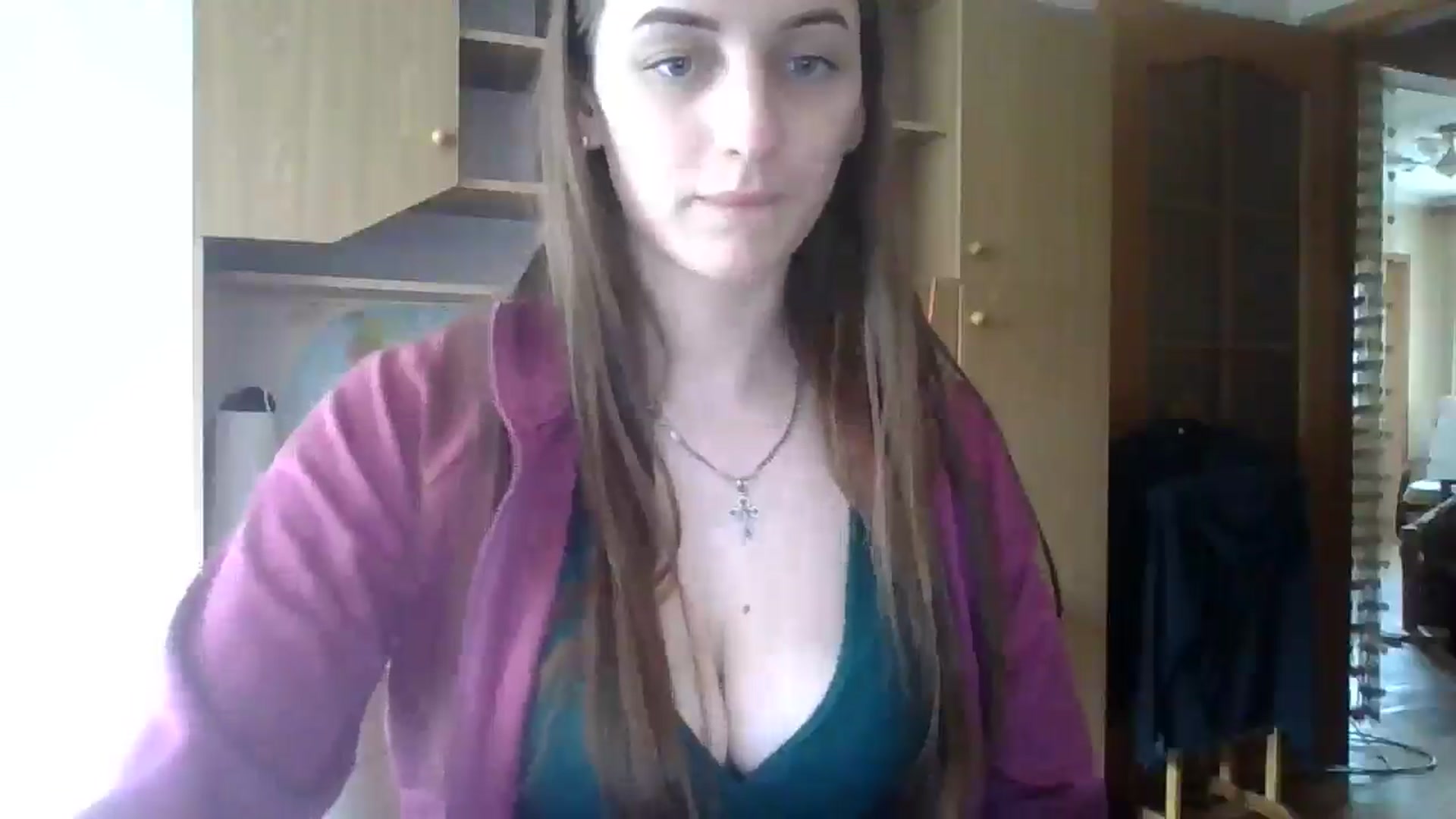 Gallery image thumbnail from RinaCooper's myfreecams stream on, 05/19/2025, 11:58 image 10 of 20