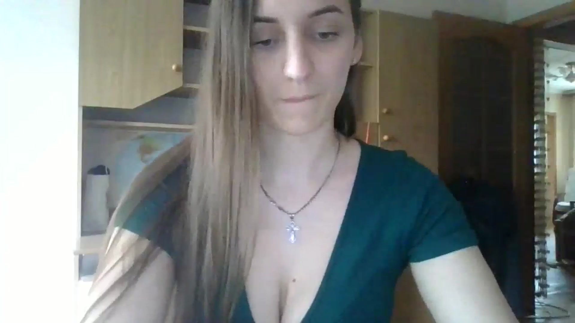Gallery image thumbnail from RinaCooper's myfreecams stream on, 05/19/2025, 12:37 image 3 of 20