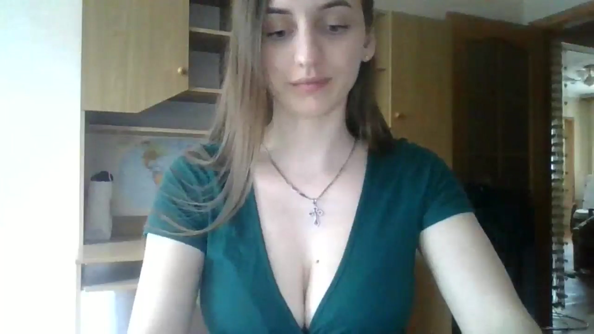 Gallery image thumbnail from RinaCooper's myfreecams stream on, 05/19/2025, 12:37 image 2 of 20