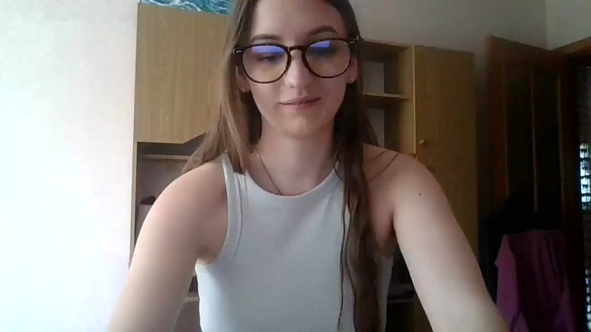 Gallery image thumbnail from RinaCooper's myfreecams stream on, 05/25/2025, 12:16 image 15 of 20