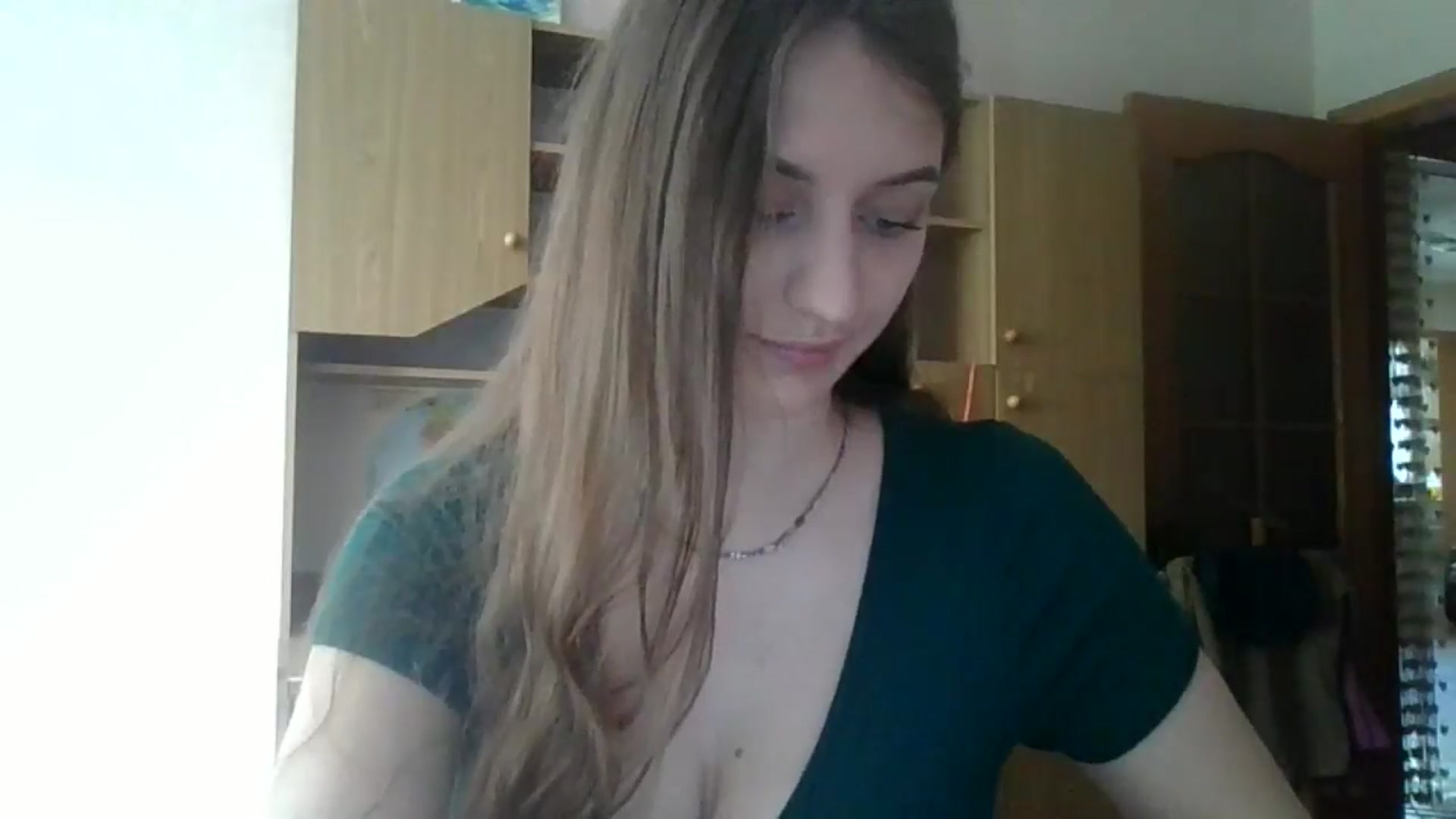 Gallery image thumbnail from RinaCooper's myfreecams stream on, 05/30/2025, 08:05 image 4 of 20