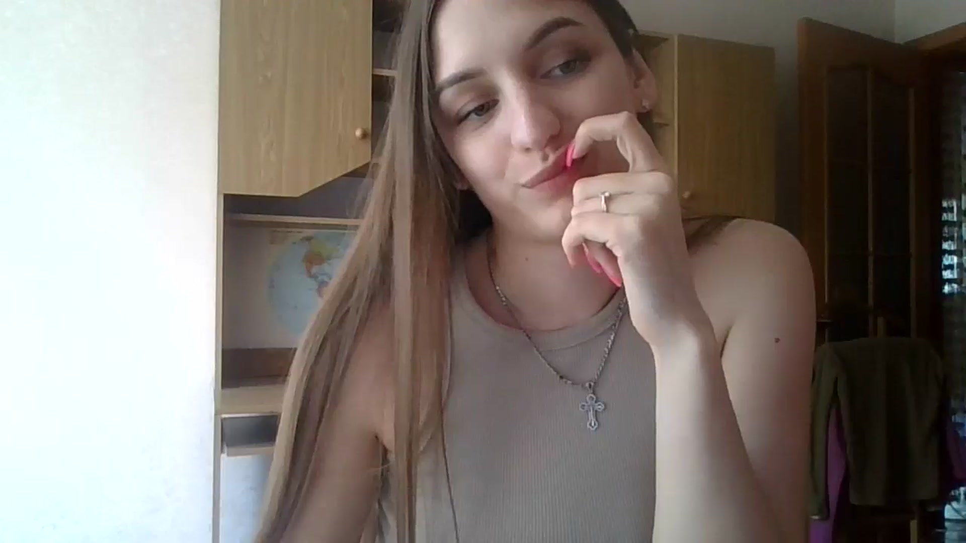 Gallery image thumbnail from RinaCooper's myfreecams stream on, 06/02/2025, 12:11 image 17 of 20