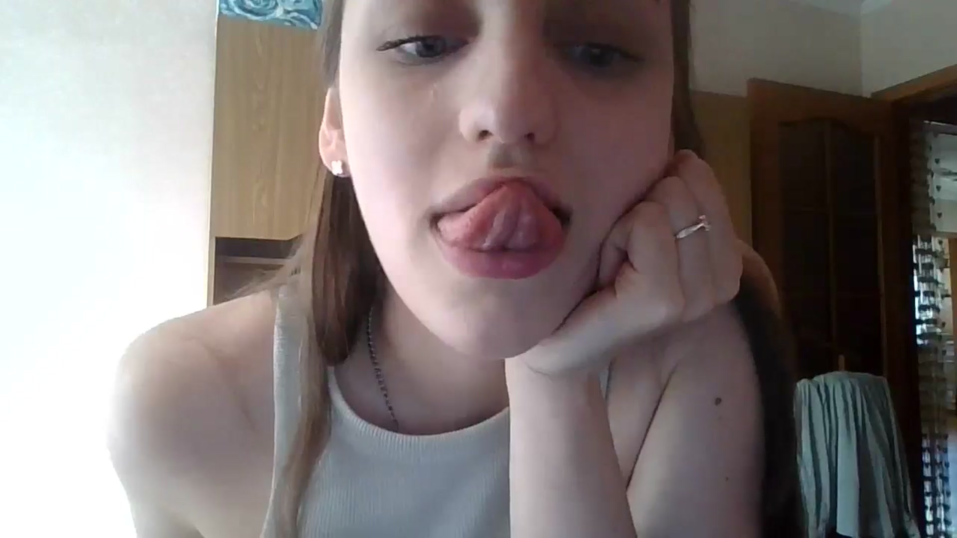 Gallery image thumbnail from RinaCooper's myfreecams stream on, 06/05/2025, 08:40 image 7 of 20