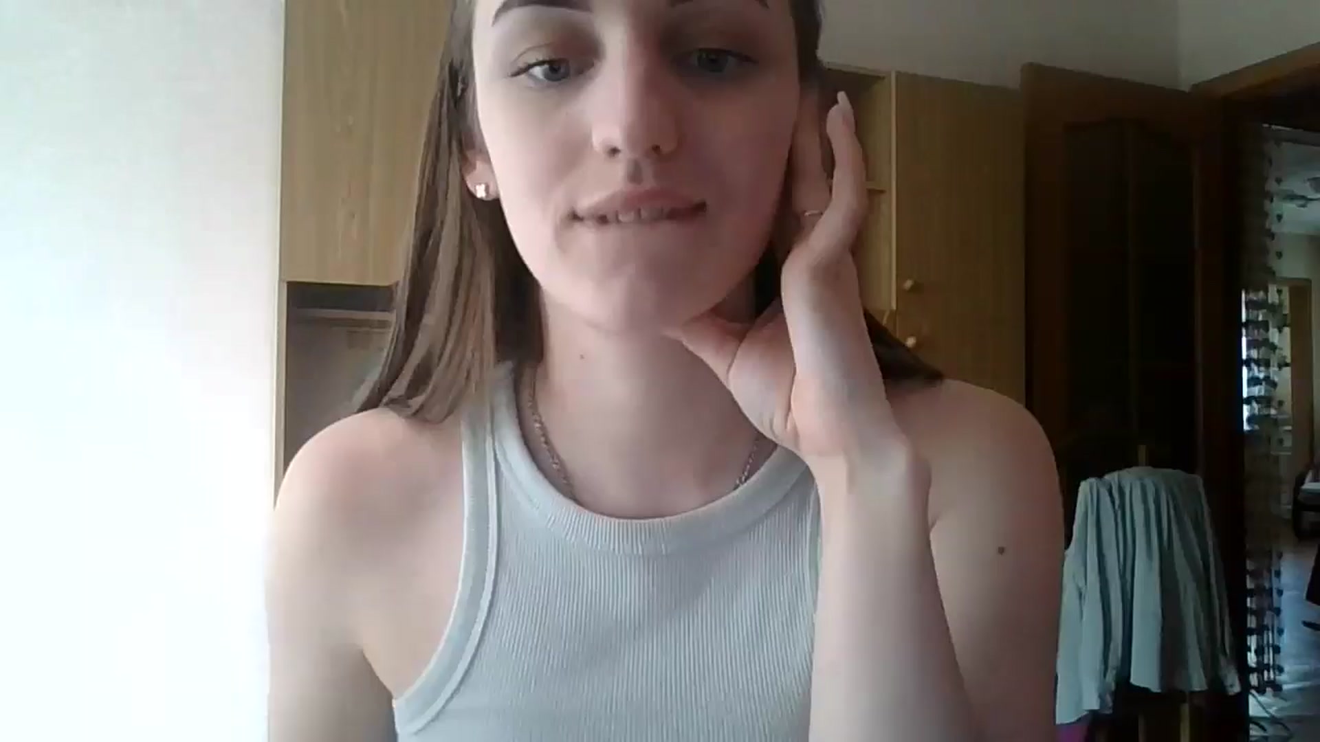 Gallery image thumbnail from RinaCooper's myfreecams stream on, 06/05/2025, 09:53 image 19 of 20
