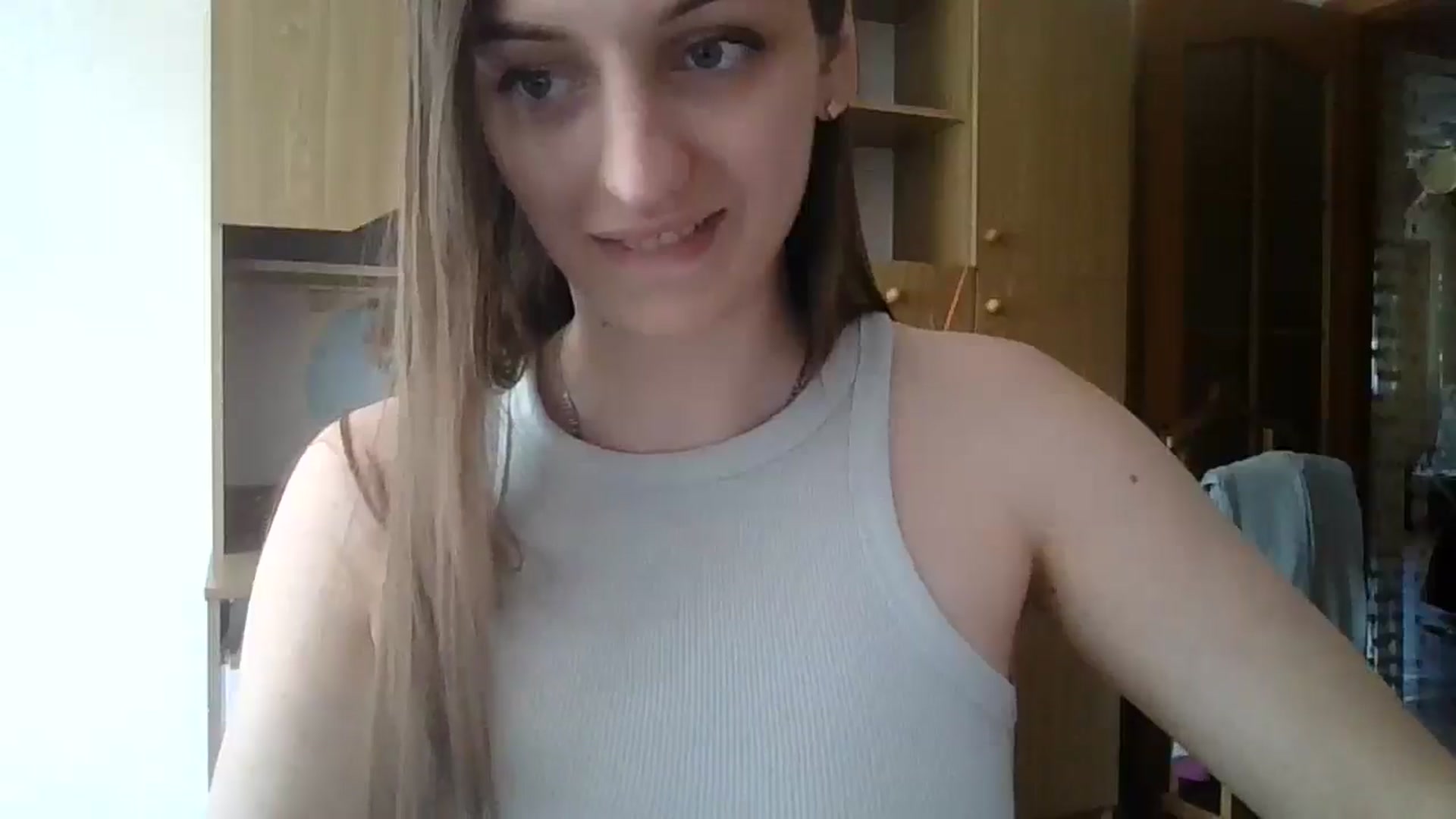 Gallery image thumbnail from RinaCooper's myfreecams stream on, 06/07/2025, 09:16 image 14 of 20
