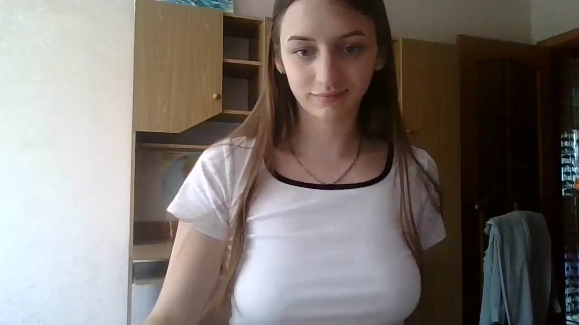 Gallery image thumbnail from RinaCooper's myfreecams stream on, 06/08/2025, 12:30 image 14 of 20