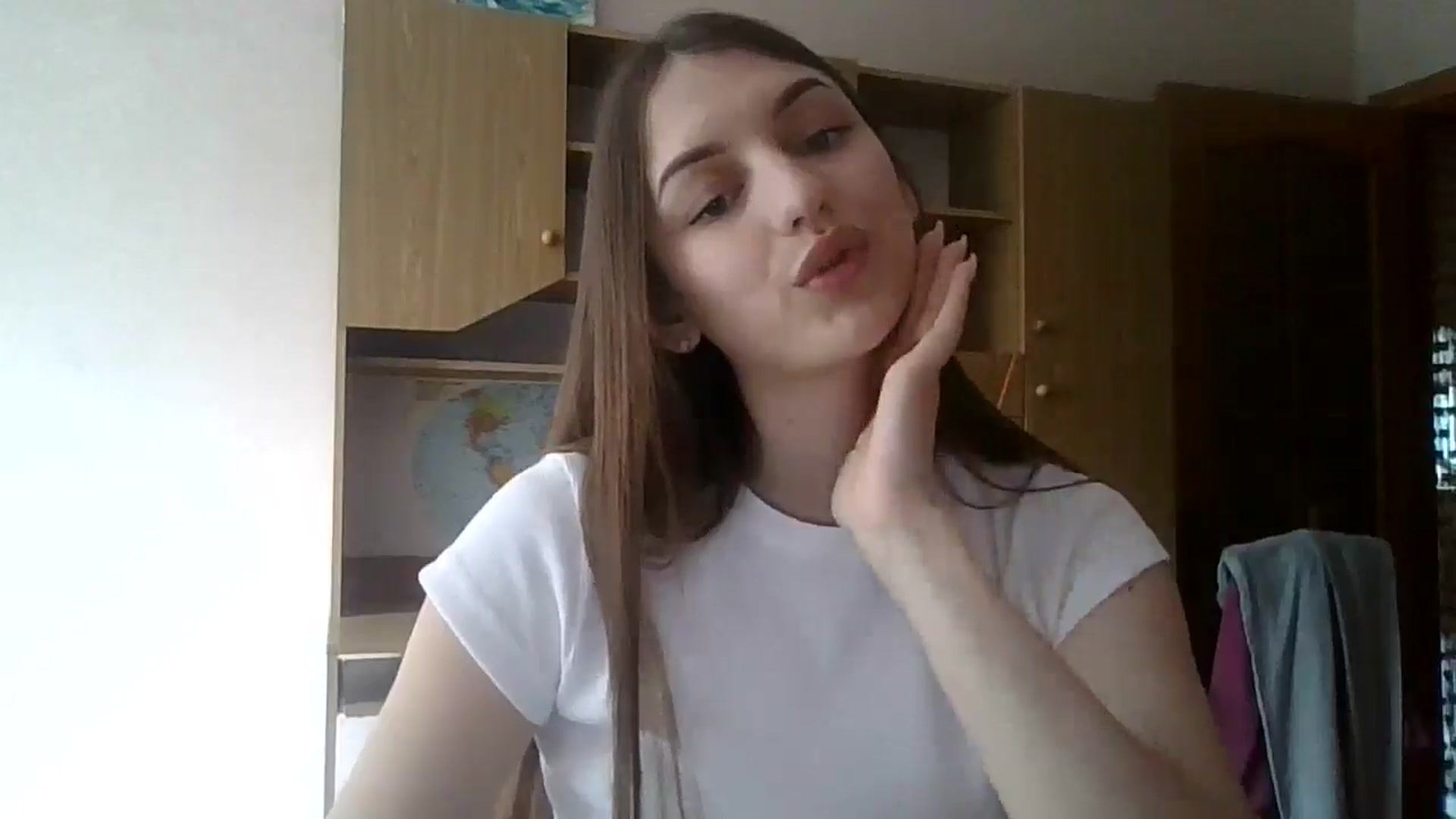 Gallery image thumbnail from RinaCooper's myfreecams stream on, 06/13/2025, 10:19 image 5 of 20