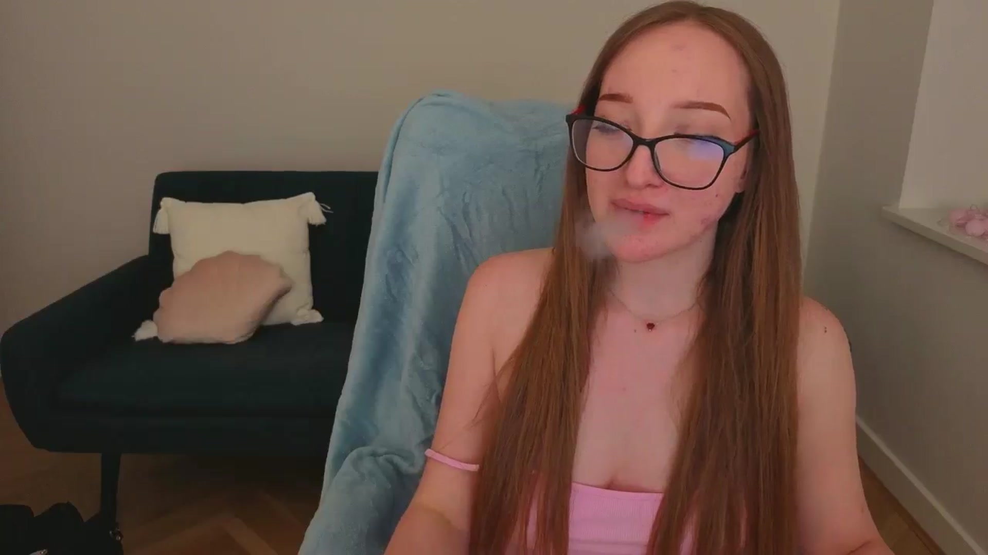 Gallery image thumbnail from RinaFox's myfreecams stream on, 07/01/2025, 18:15 image 8 of 20