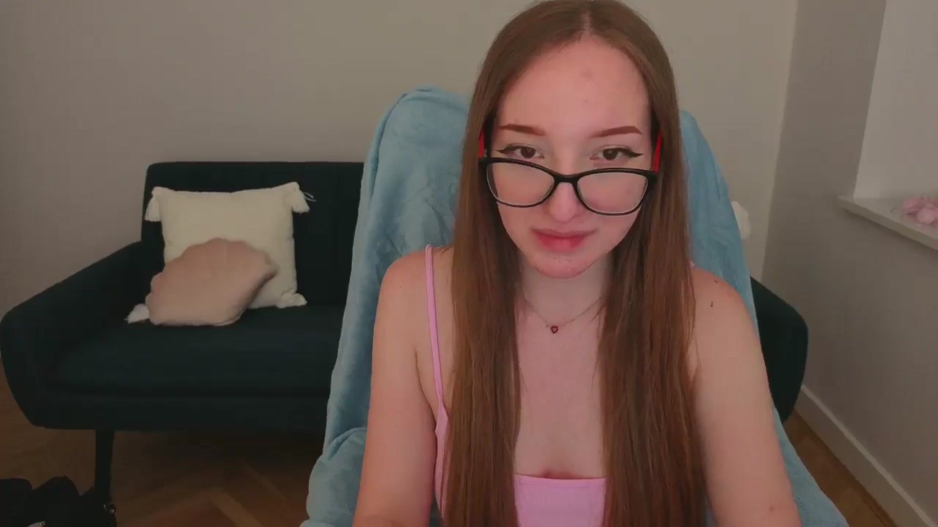 Gallery image thumbnail from RinaFox's myfreecams stream on, 07/01/2025, 18:15 image 2 of 20
