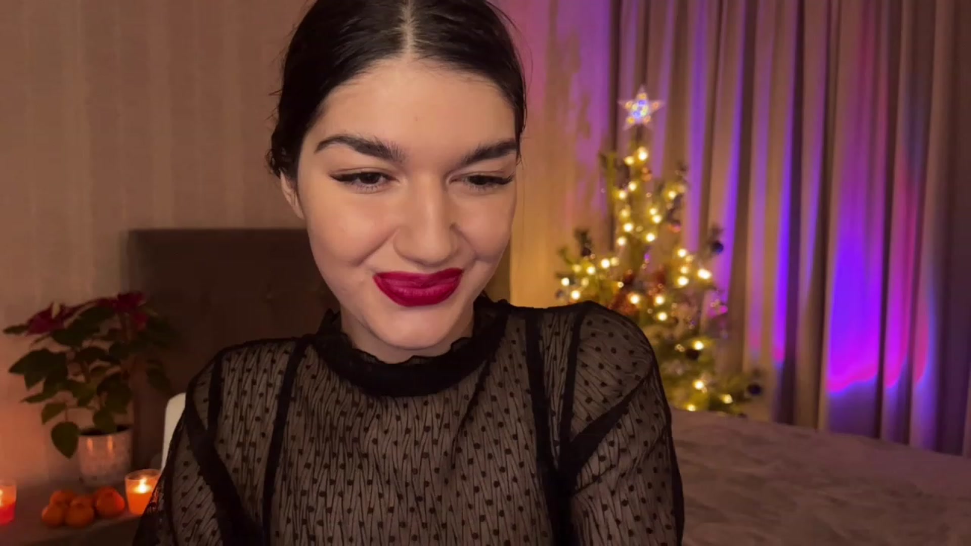 Gallery image thumbnail from RinaReed's myfreecams stream on, 12/25/2022, 20:46 image 9 of 20
