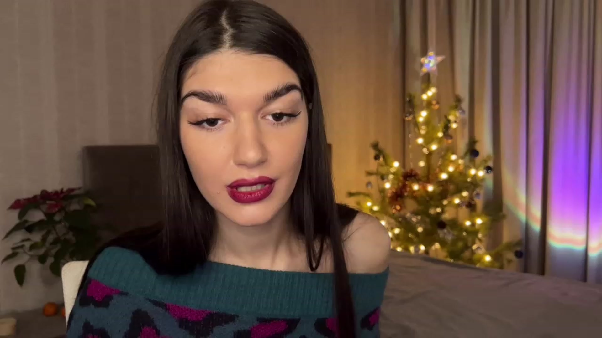 Gallery image thumbnail from RinaReed's myfreecams stream on, 12/26/2022, 18:07 image 8 of 20