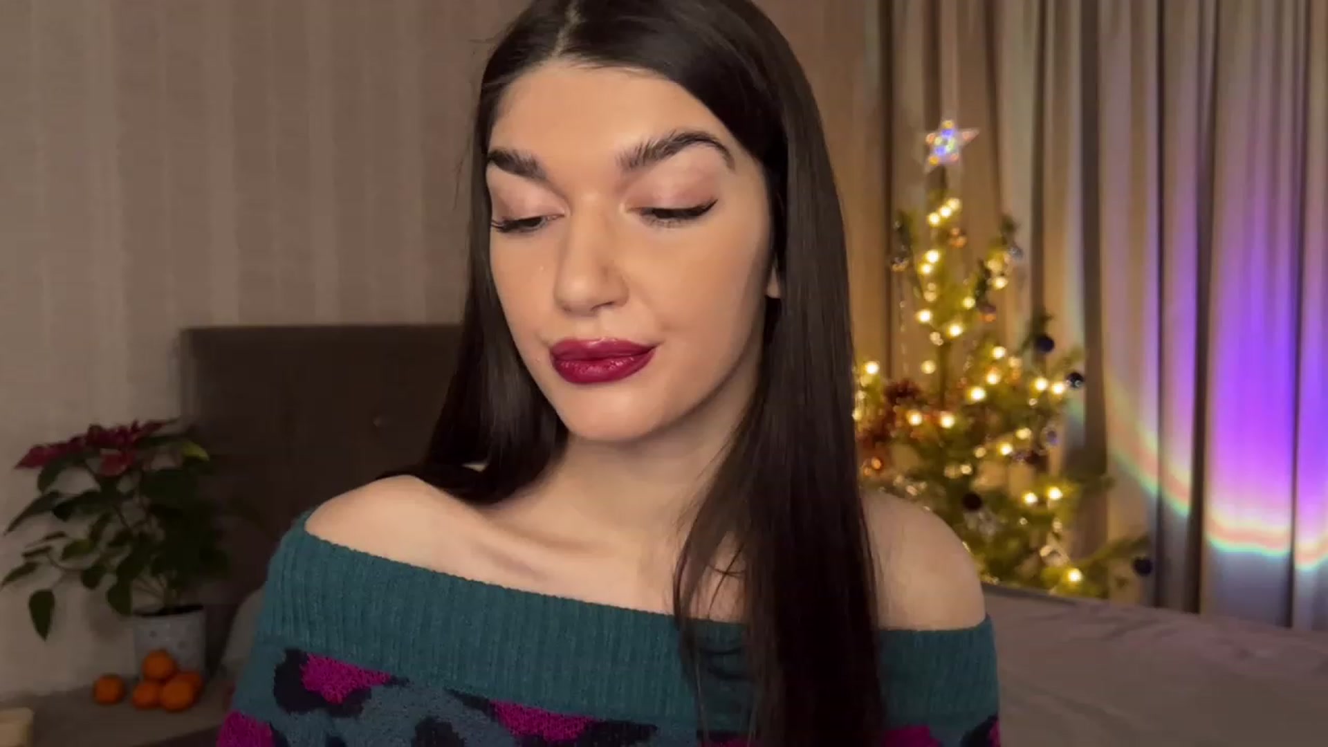 Gallery image thumbnail from RinaReed's myfreecams stream on, 12/26/2022, 19:42 image 4 of 20
