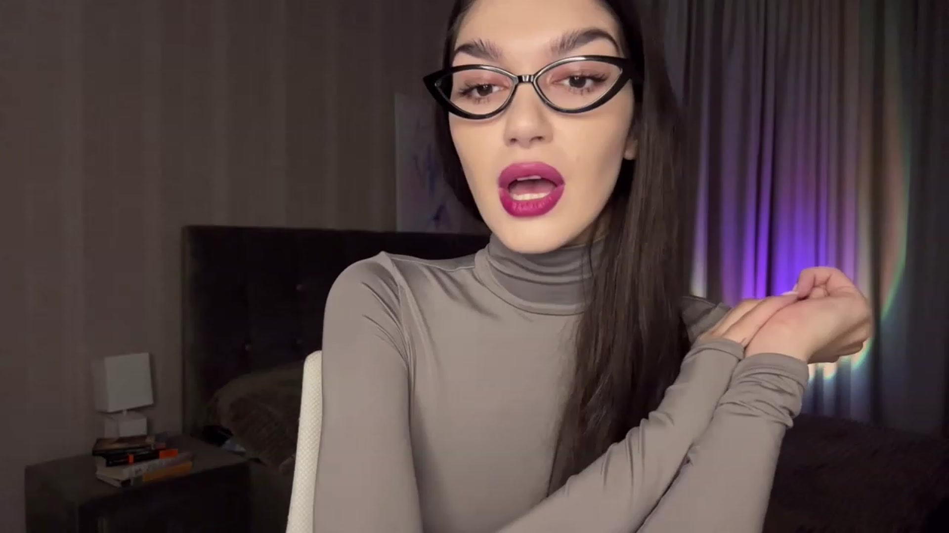 Gallery image thumbnail from RinaReed's myfreecams stream on, 02/10/2023, 16:16 image 4 of 20