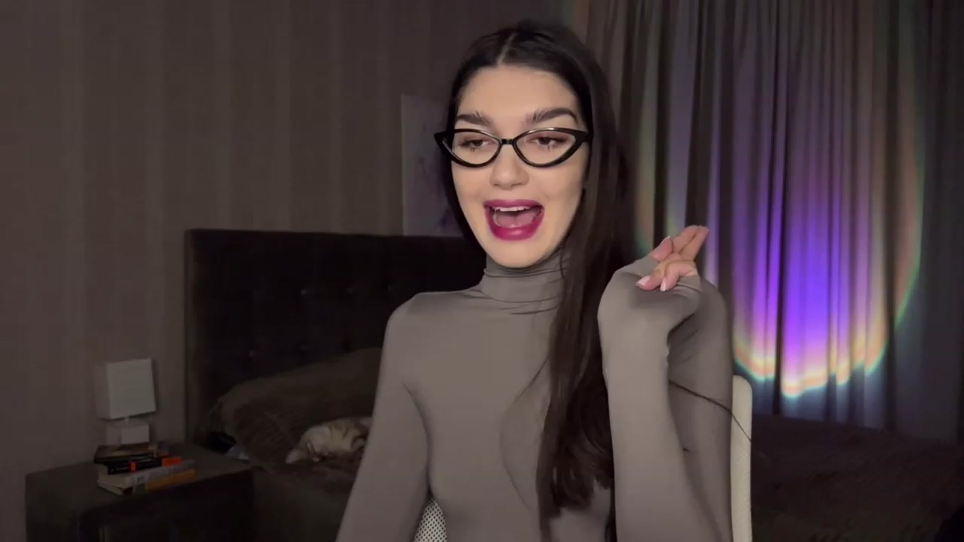 Gallery image thumbnail from RinaReed's myfreecams stream on, 02/10/2023, 16:16 image 5 of 20