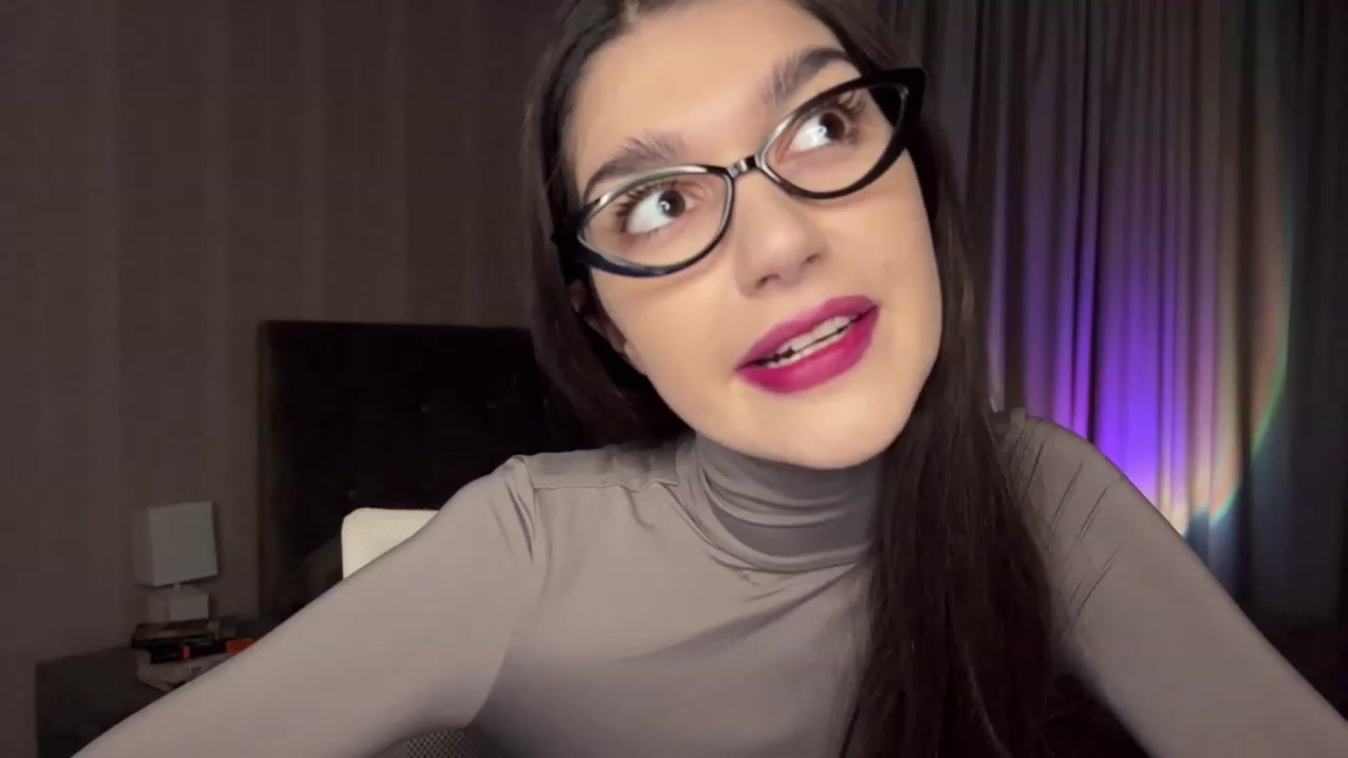 Gallery image thumbnail from RinaReed's myfreecams stream on, 02/10/2023, 16:16 image 3 of 20