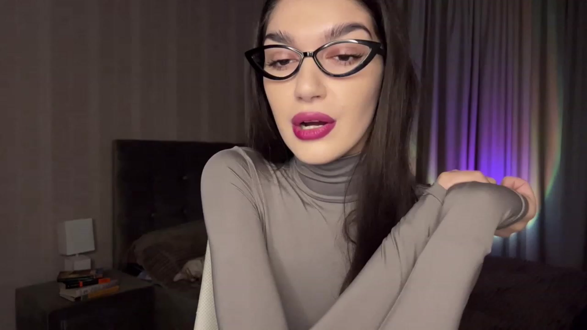 Gallery image thumbnail from RinaReed's myfreecams stream on, 02/10/2023, 16:16 image 10 of 20