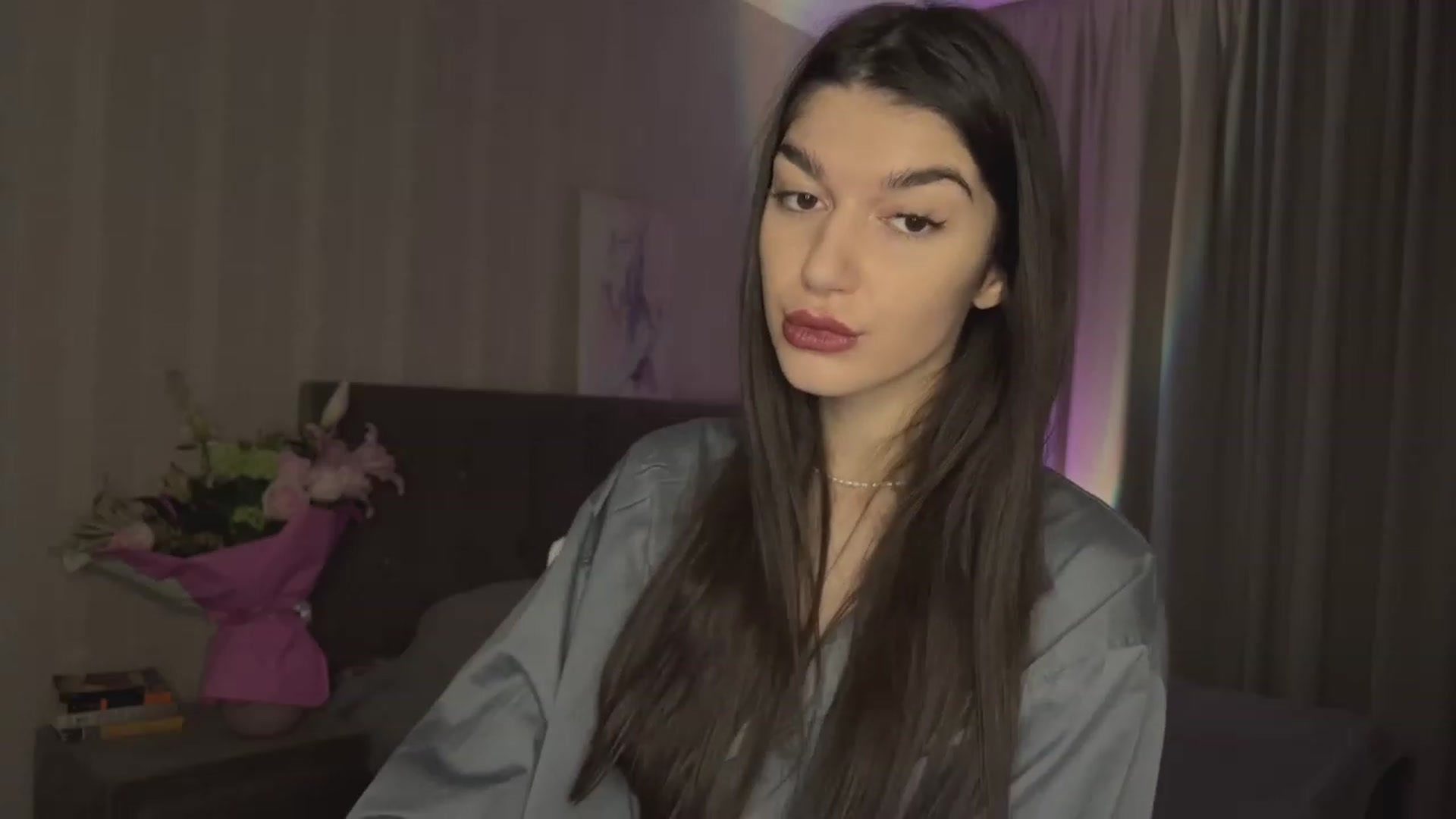 Gallery image thumbnail from RinaReed's myfreecams stream on, 03/10/2023, 20:11 image 16 of 20