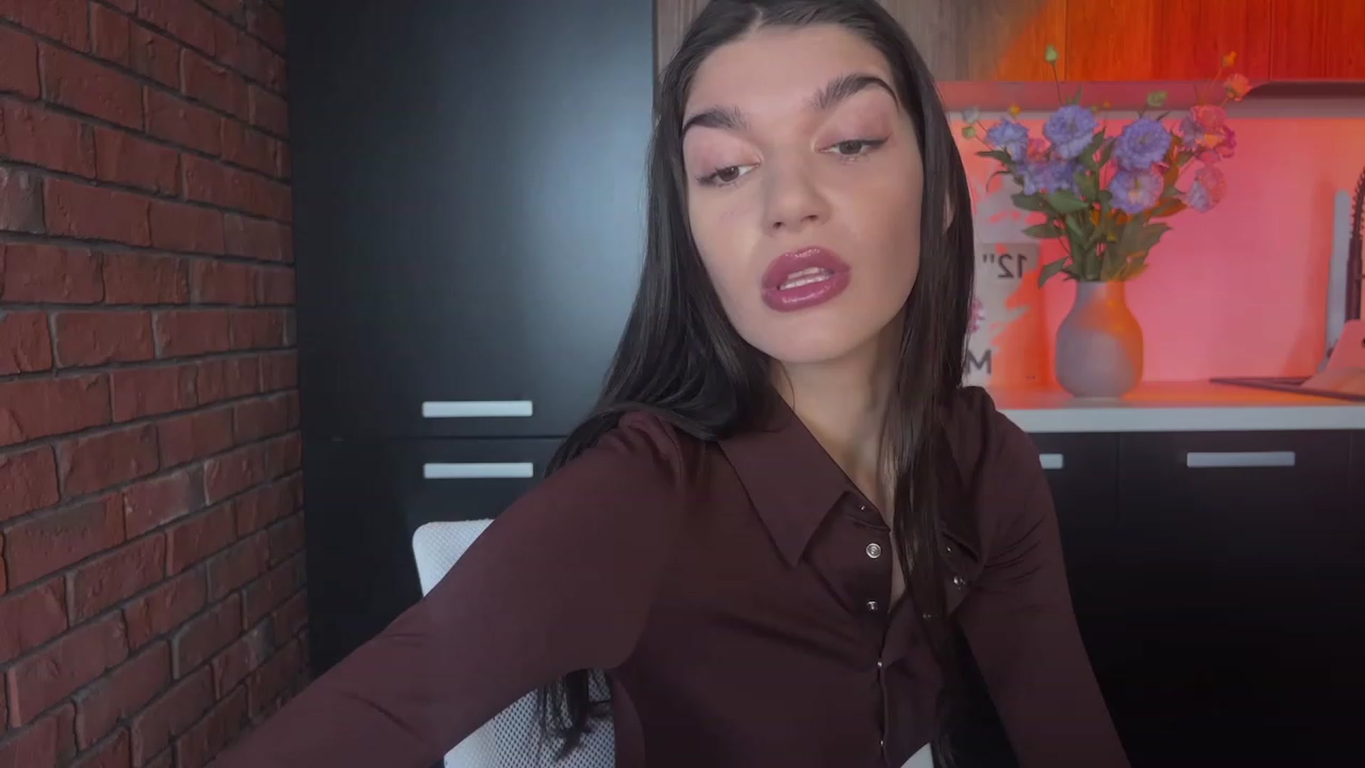 Gallery image thumbnail from RinaReed's myfreecams stream on, 04/20/2023, 12:44 image 4 of 20