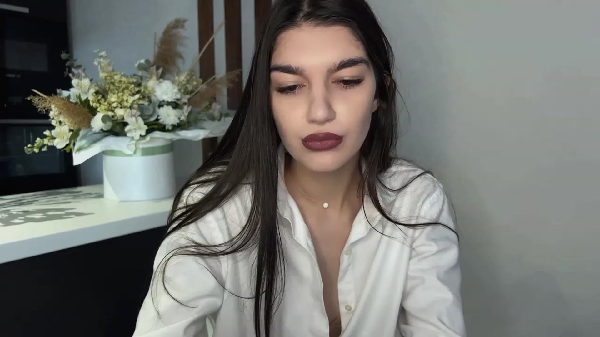 Gallery image thumbnail from RinaReed's myfreecams stream on, 05/07/2023, 17:01 image 1 of 20