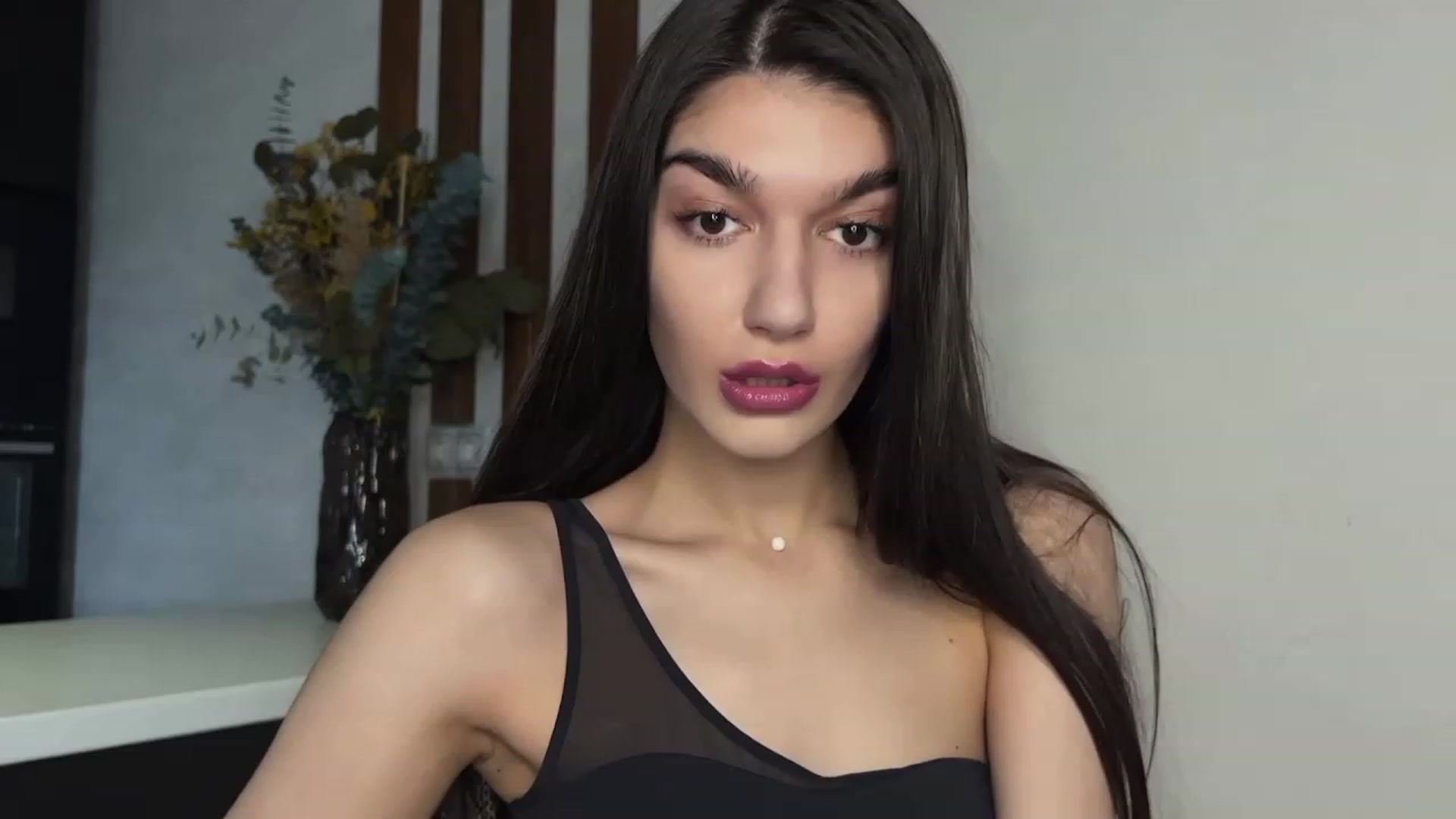 Gallery image thumbnail from RinaReed's myfreecams stream on, 05/23/2023, 14:19 image 17 of 20