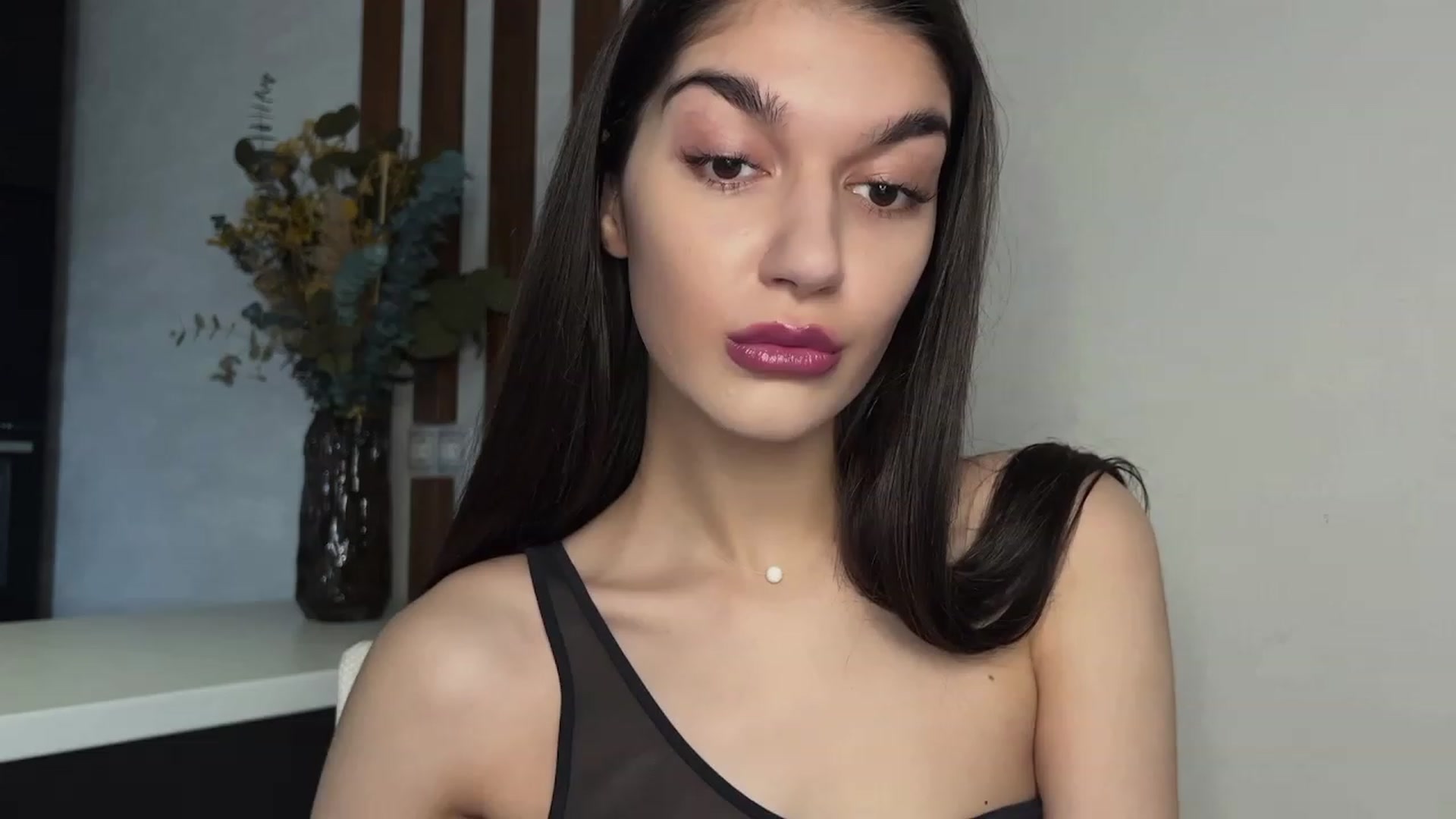 Gallery image thumbnail from RinaReed's myfreecams stream on, 05/23/2023, 14:19 image 4 of 20